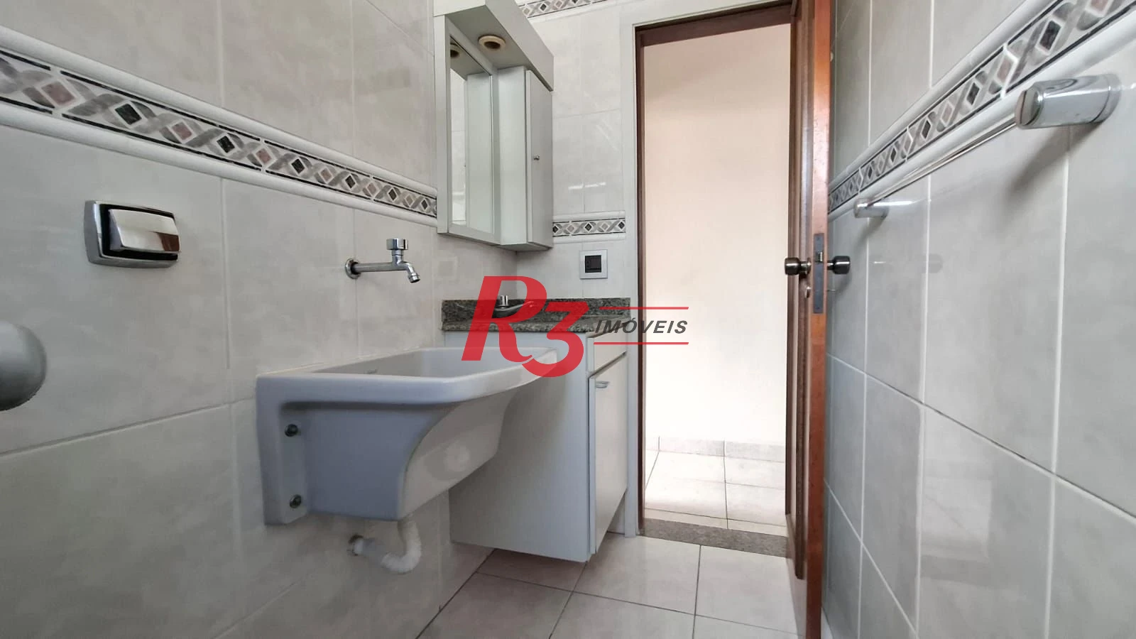 Apartamento a venda, com 1 quarto,, 1 vaga, no Gonzaga.