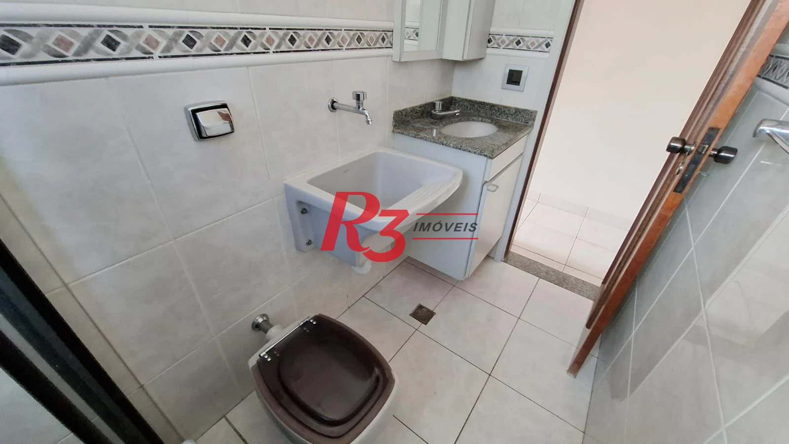 Apartamento a venda, com 1 quarto,, 1 vaga, no Gonzaga.