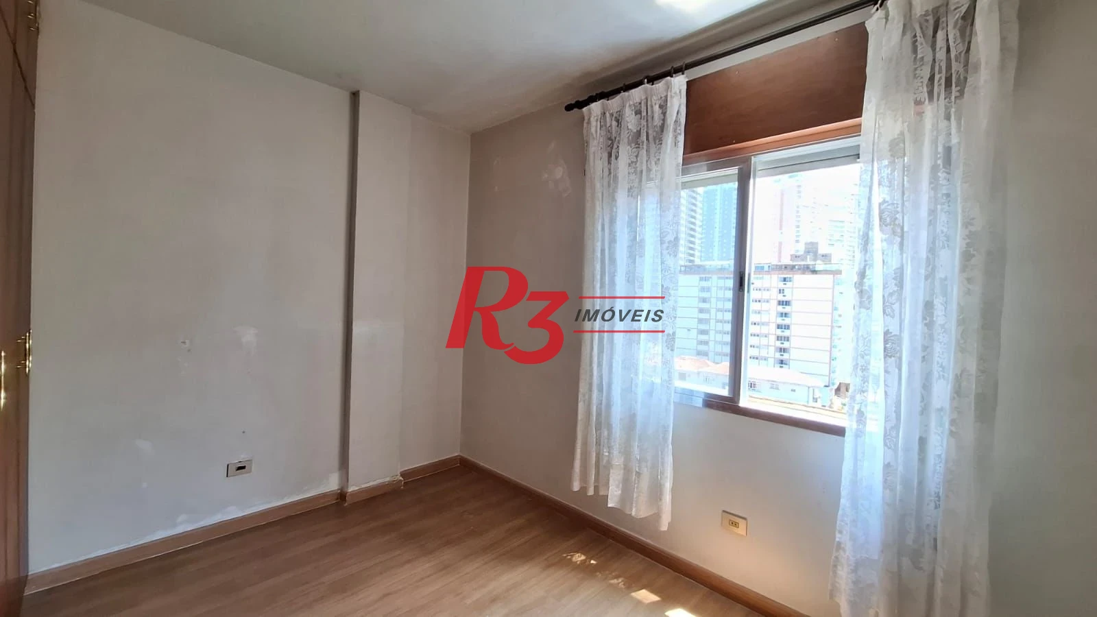 Apartamento a venda, com 1 quarto,, 1 vaga, no Gonzaga.