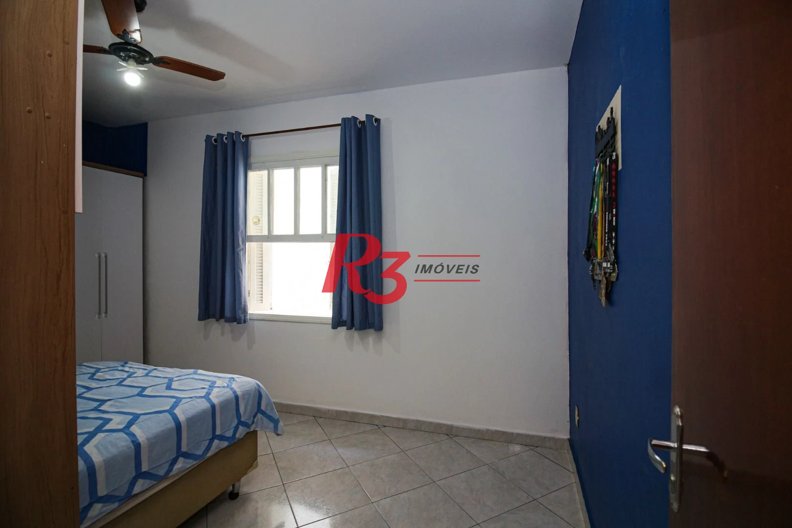 Apartamento com 2 dormitórios à venda, 63 m² por R$ 359.000,00 - Aparecida - Santos/SP