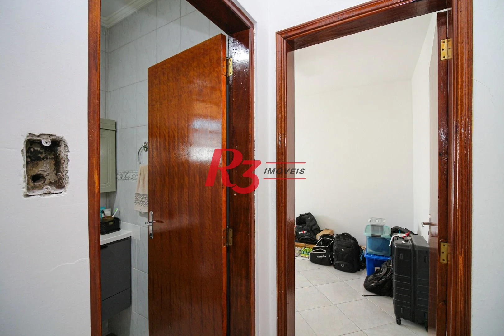 Apartamento com 2 dormitórios à venda, 63 m² por R$ 359.000,00 - Aparecida - Santos/SP