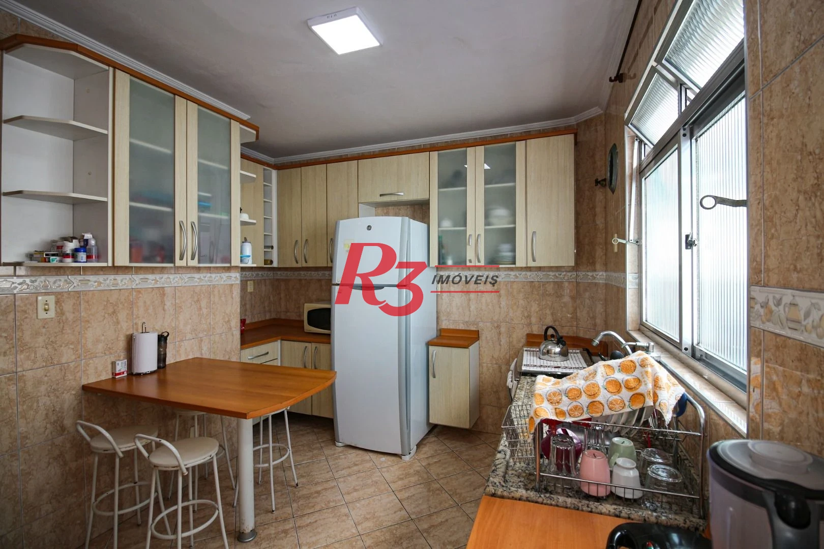 Apartamento com 2 dormitórios à venda, 63 m² por R$ 359.000,00 - Aparecida - Santos/SP