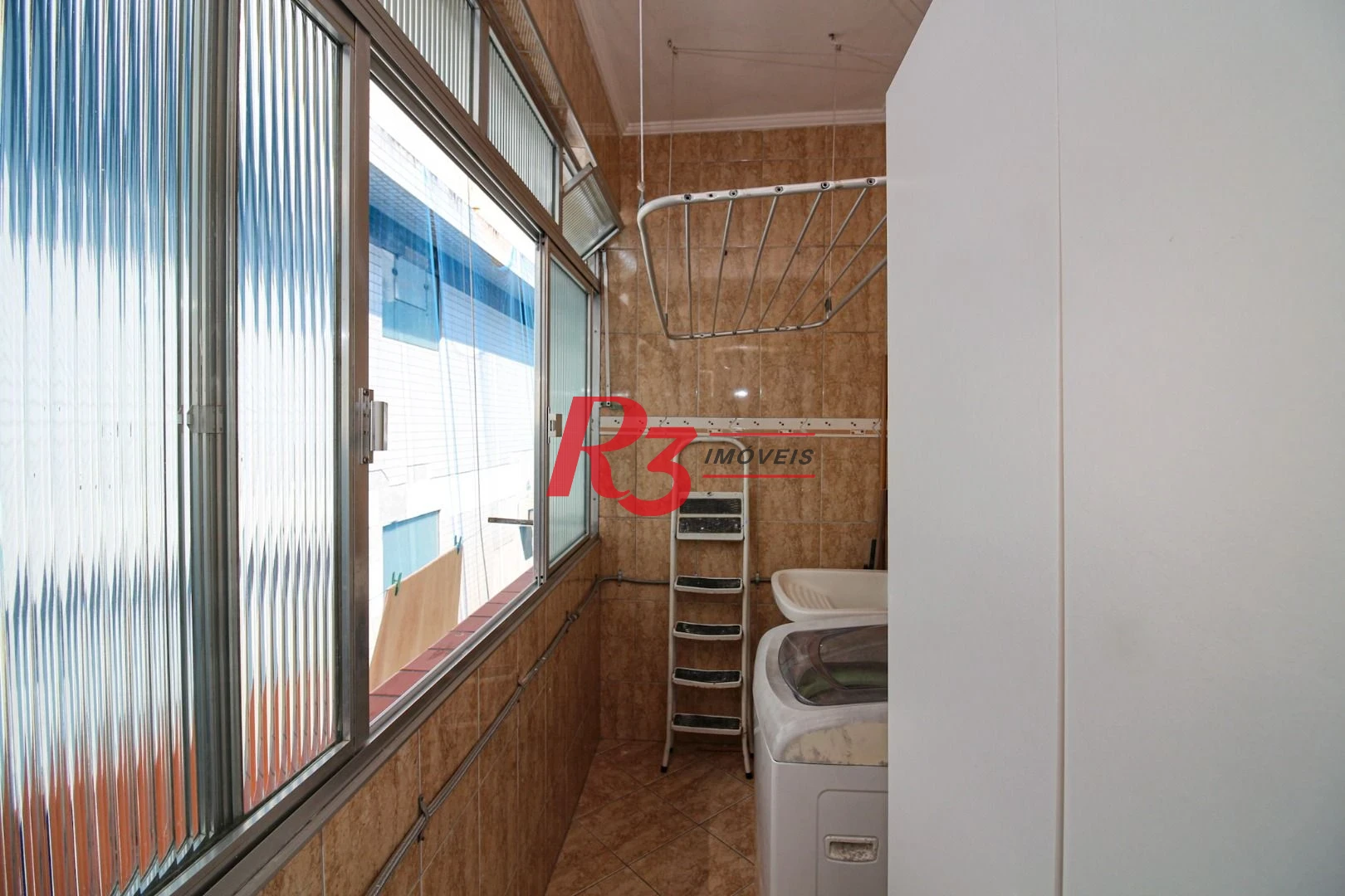 Apartamento com 2 dormitórios à venda, 63 m² por R$ 359.000,00 - Aparecida - Santos/SP