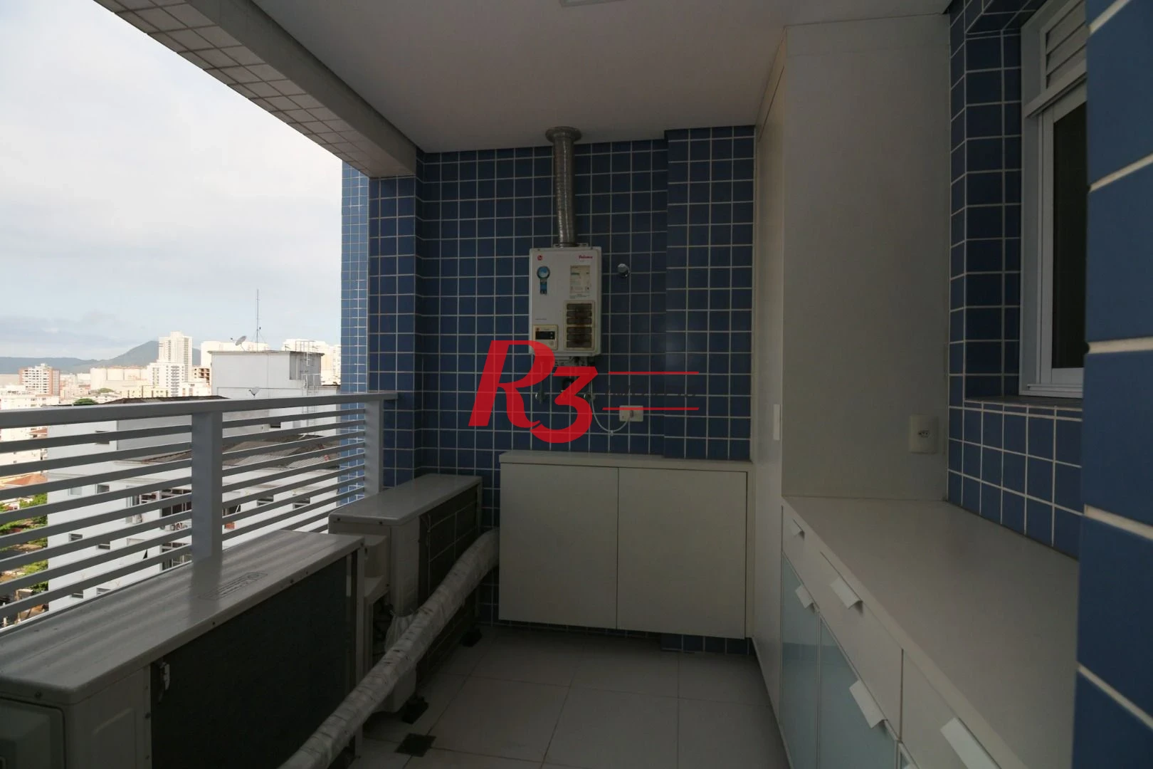 Apartamento com 3 dormitórios à venda, 136 m² por R$ 2.150.000,00 - Aparecida - Santos/SP