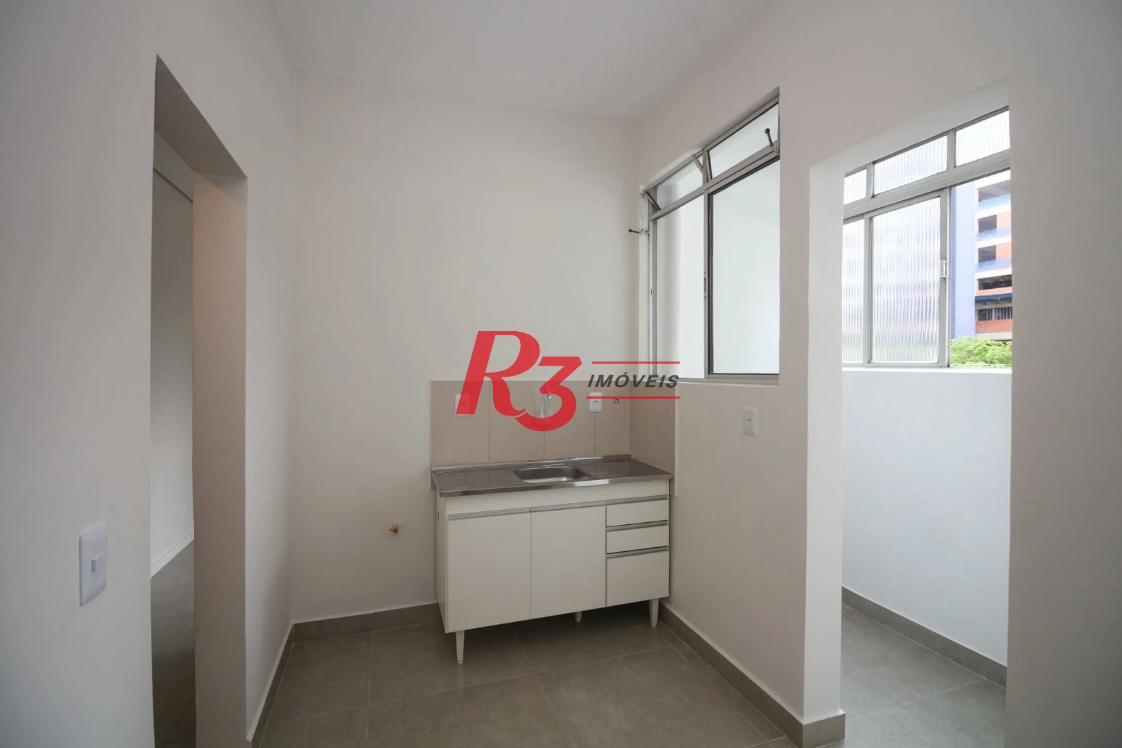 Apartamento com 2 dormitórios à venda, 69 m² por R$ 490.000,00 - Vila Matias - Santos/SP