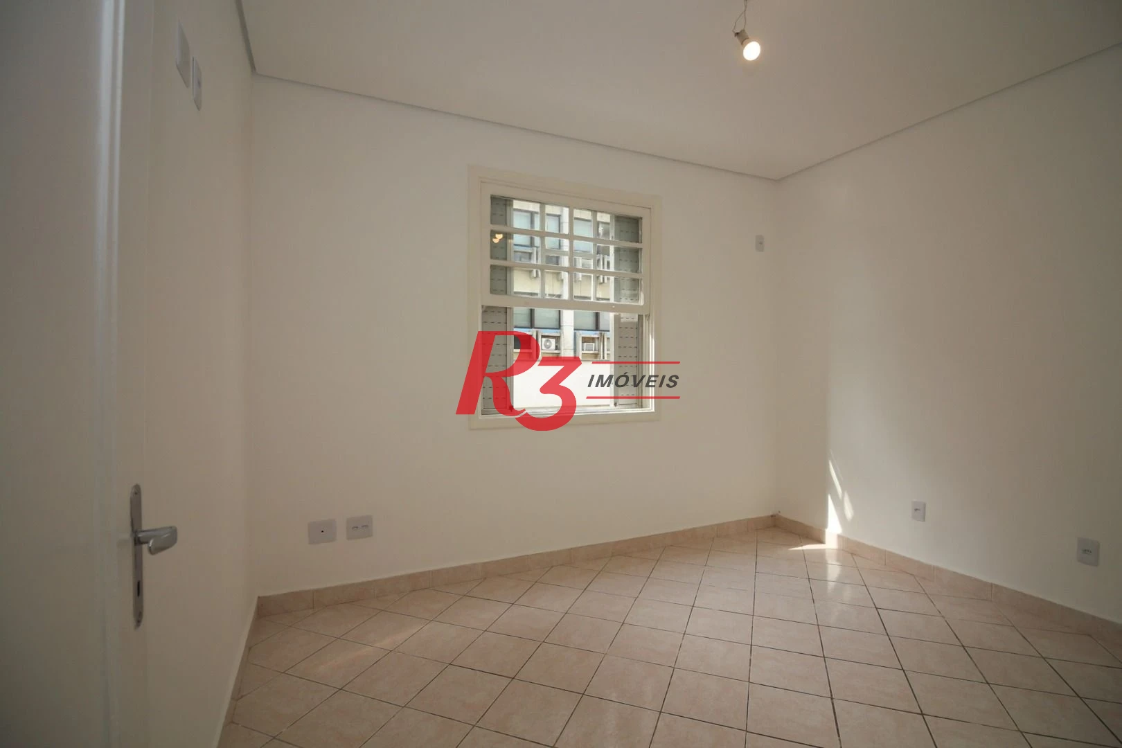 Apartamento com 2 dormitórios à venda, 69 m² por R$ 490.000,00 - Vila Matias - Santos/SP