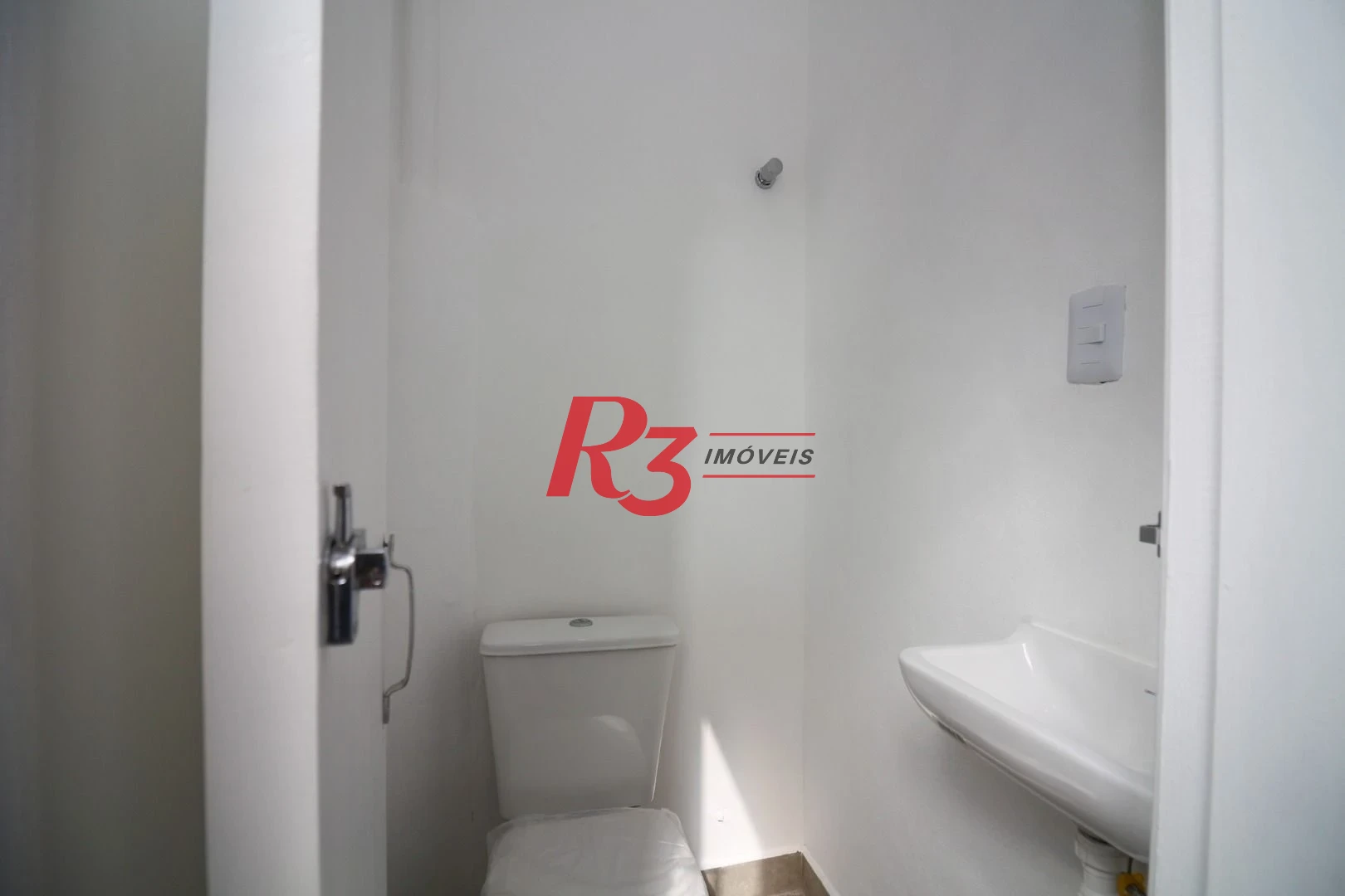 Apartamento com 2 dormitórios à venda, 69 m² por R$ 490.000,00 - Vila Matias - Santos/SP