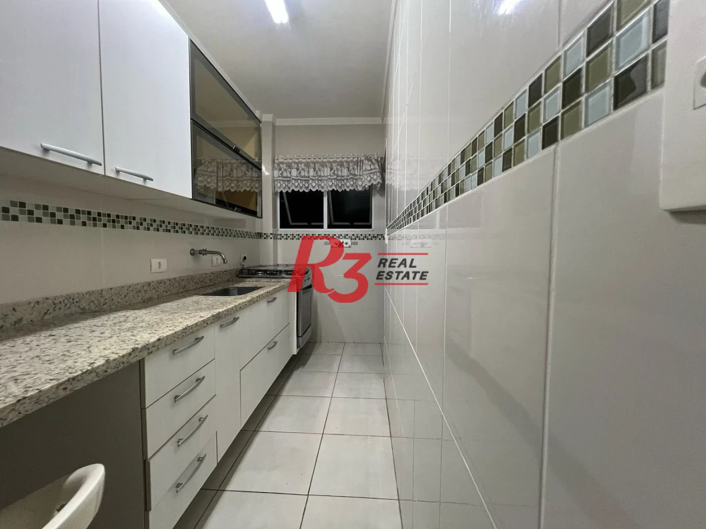 Studio com 1 dormitório para alugar, 40 m² por R$ 3.000,00/mês - Ponta da Praia - Santos/SP