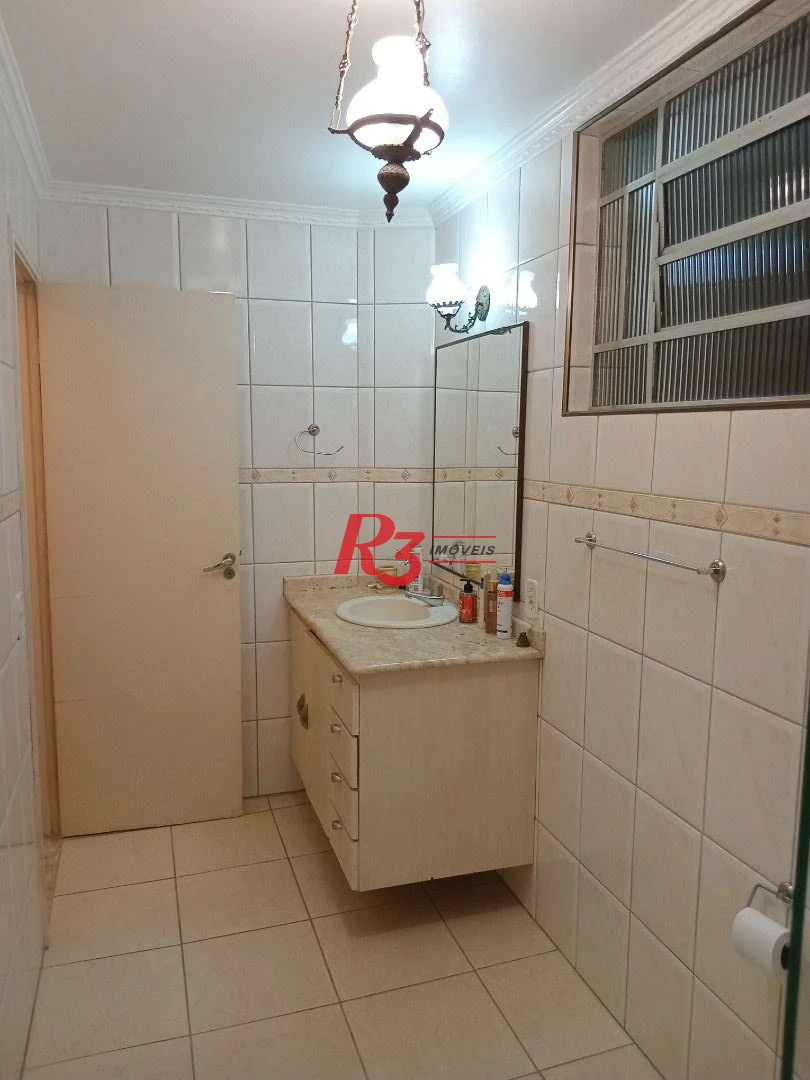 Apartamento 3 quartos com suíte no Embaré - próximo a praia