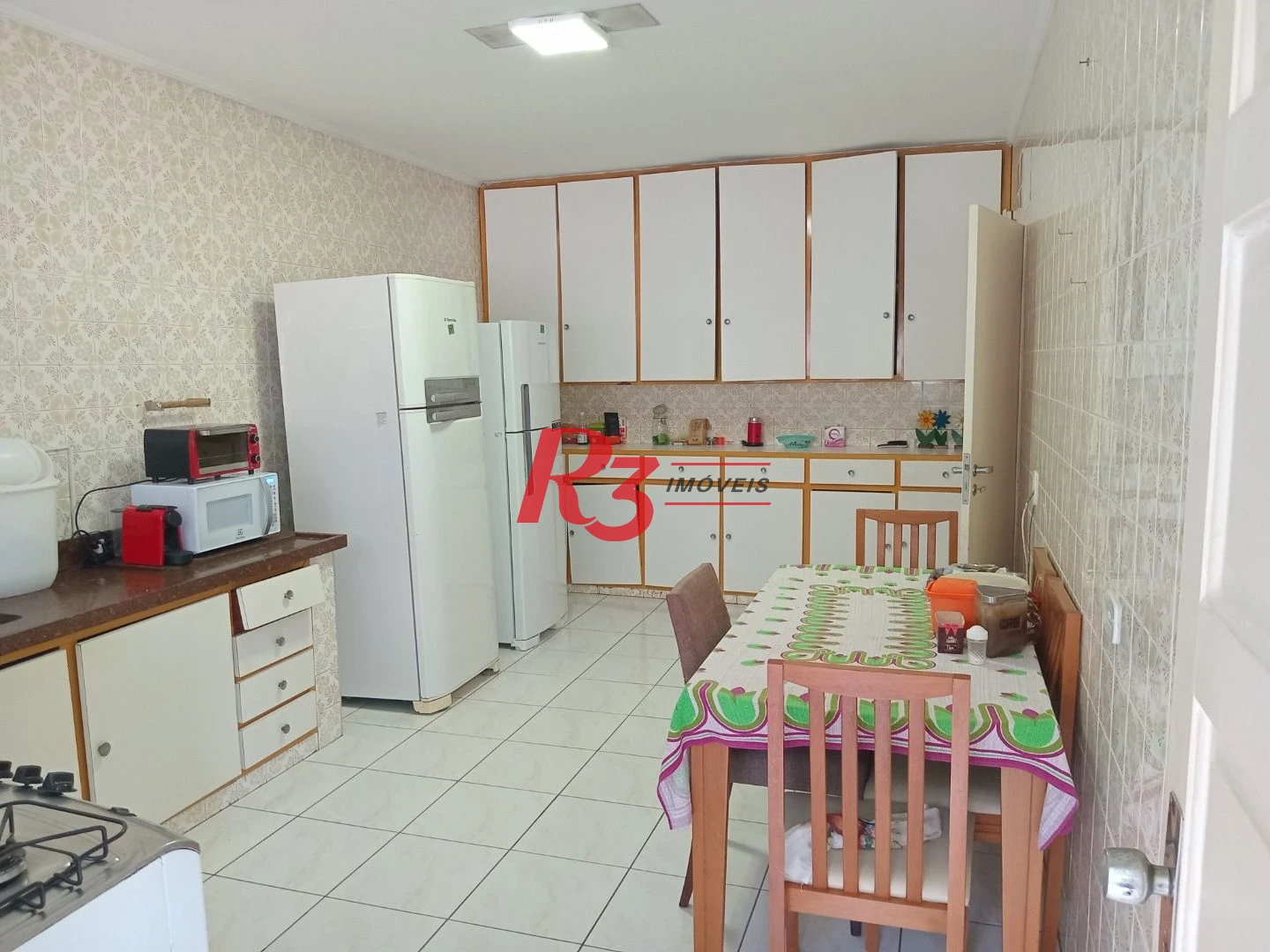 Apartamento 3 quartos com suíte no Embaré - próximo a praia