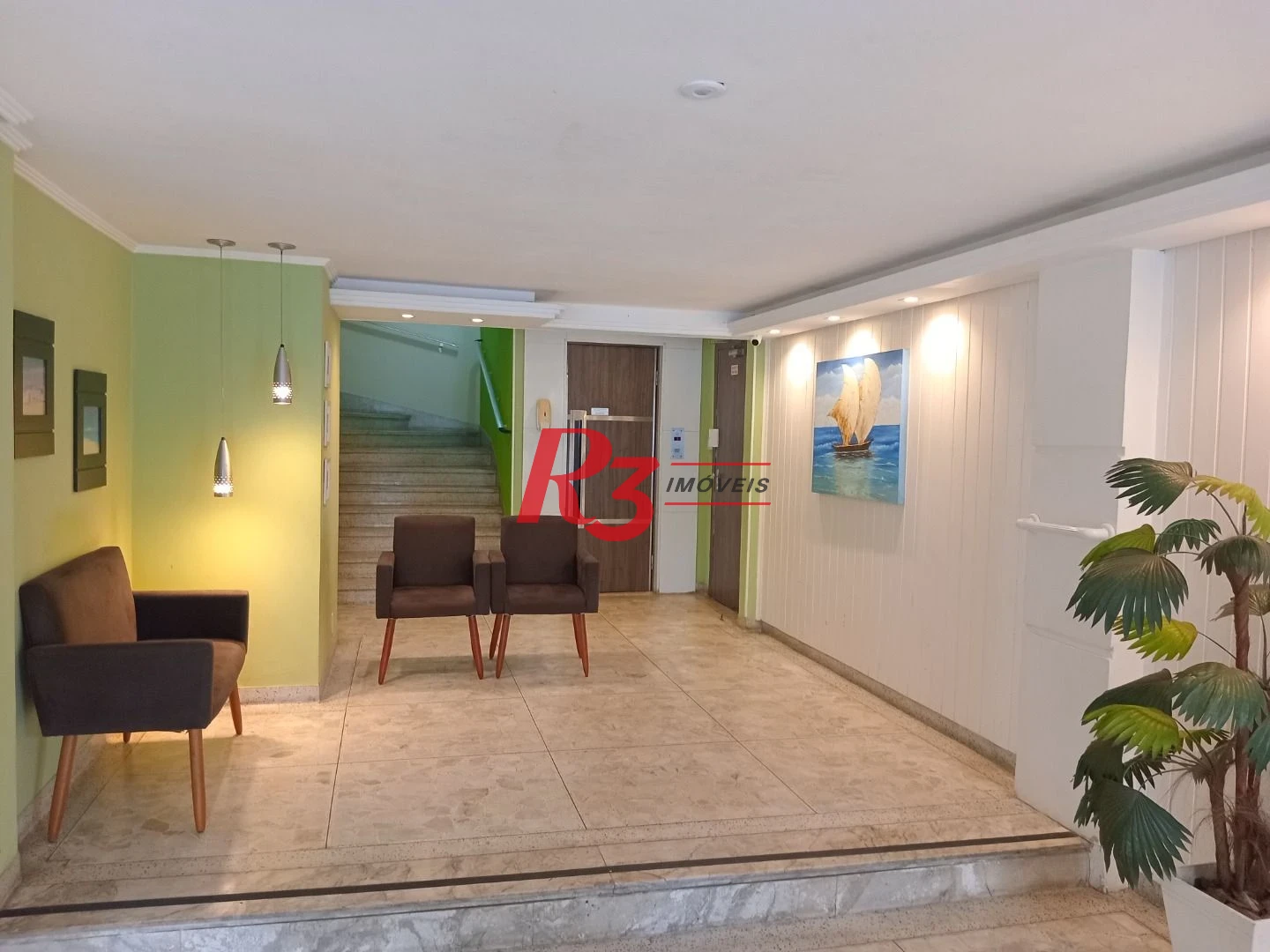 Apartamento 3 quartos com suíte no Embaré - próximo a praia