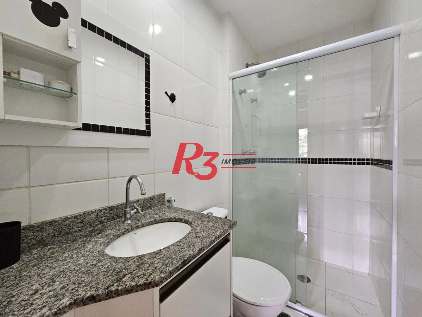 Apartamento com 2 dormitórios à venda, 64 m² por R$ 543.000,00 - Marapé - Santos/SP