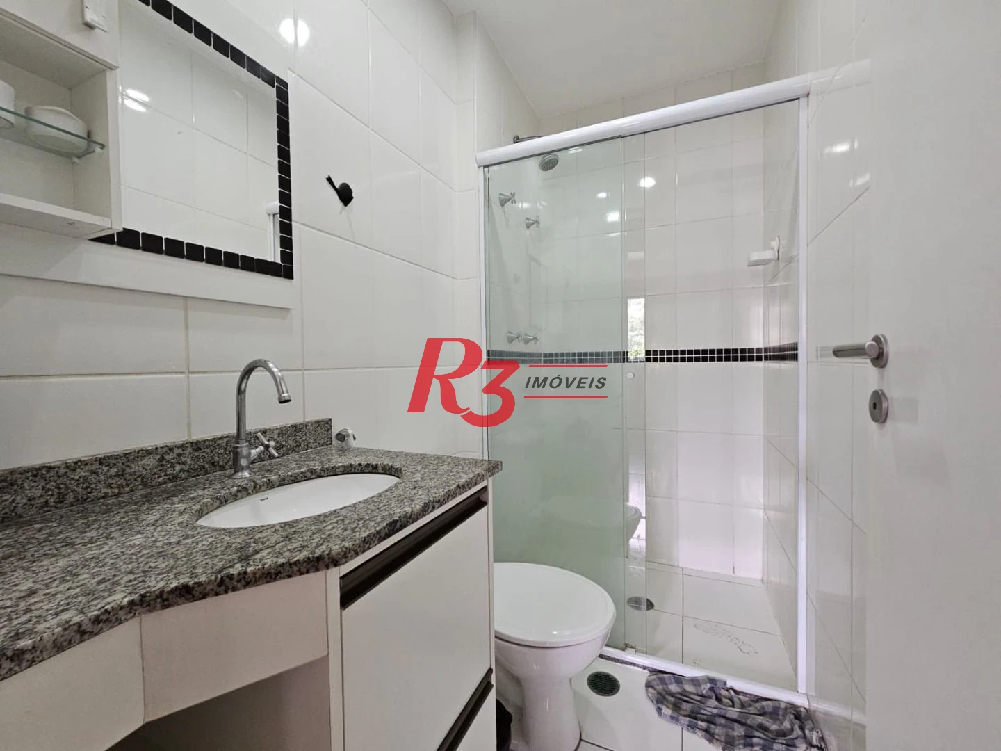 Apartamento com 2 dormitórios à venda, 64 m² por R$ 543.000,00 - Marapé - Santos/SP