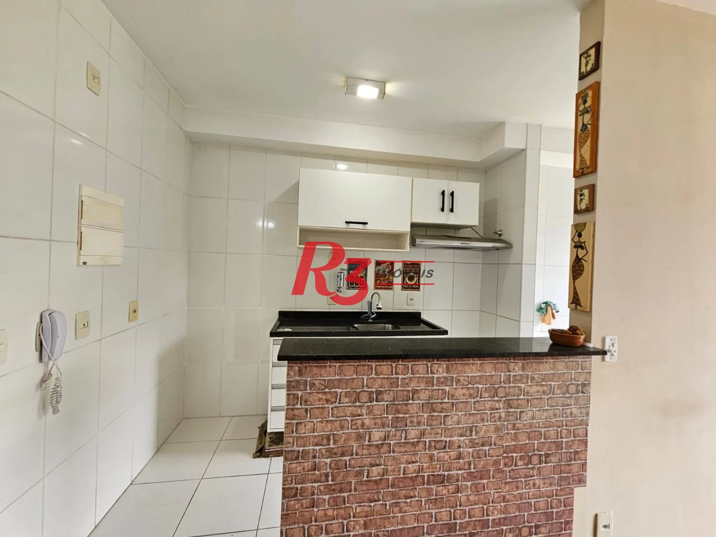 Apartamento com 2 dormitórios à venda, 64 m² por R$ 543.000,00 - Marapé - Santos/SP