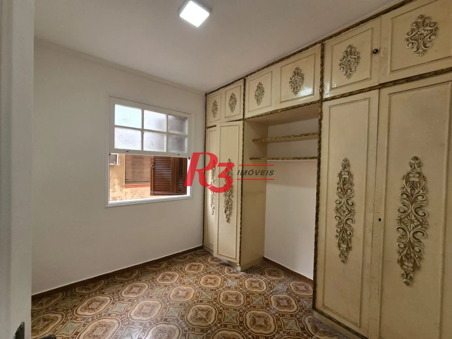 Apartamento à venda, 83 m² por R$ 299.000,00 - Encruzilhada - Santos/SP