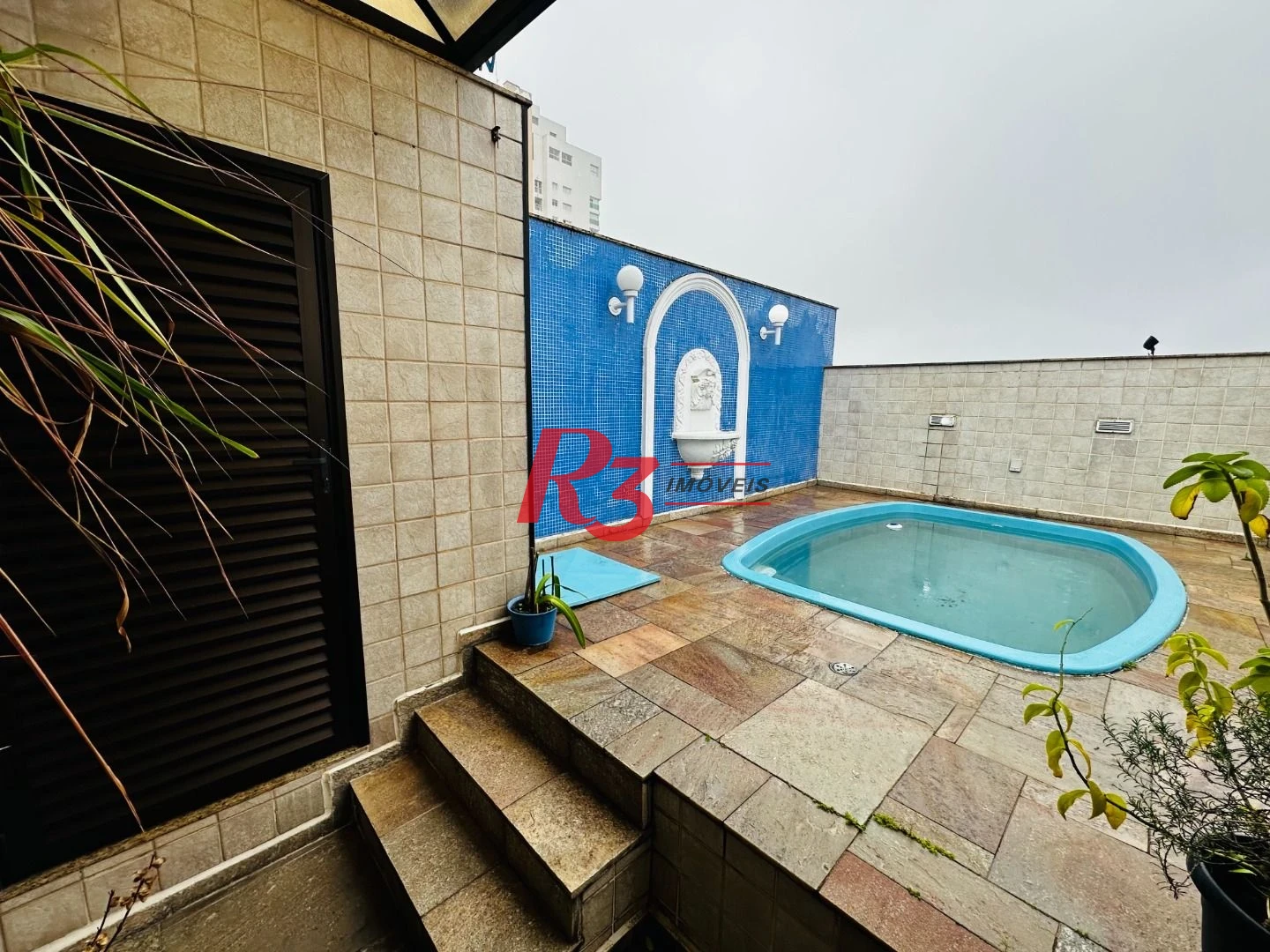 Cobertura com 4 dormitórios à venda, 332 m² por R$ 3.000.000,00 - Gonzaga - Santos/SP