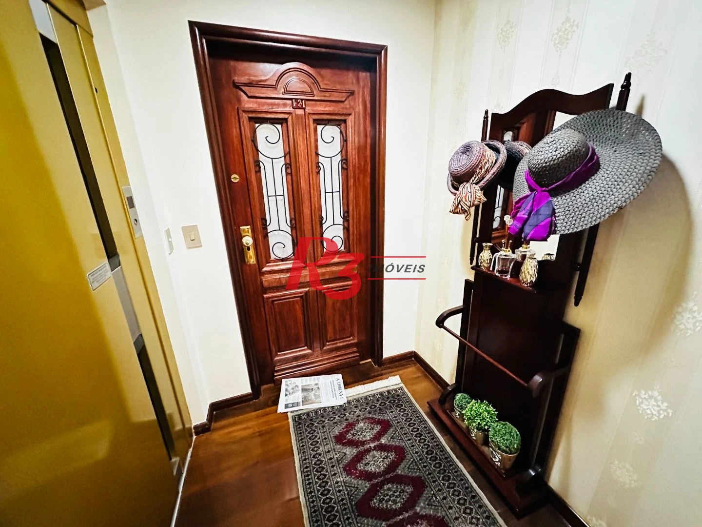 Cobertura com 4 dormitórios à venda, 332 m² por R$ 3.000.000,00 - Gonzaga - Santos/SP