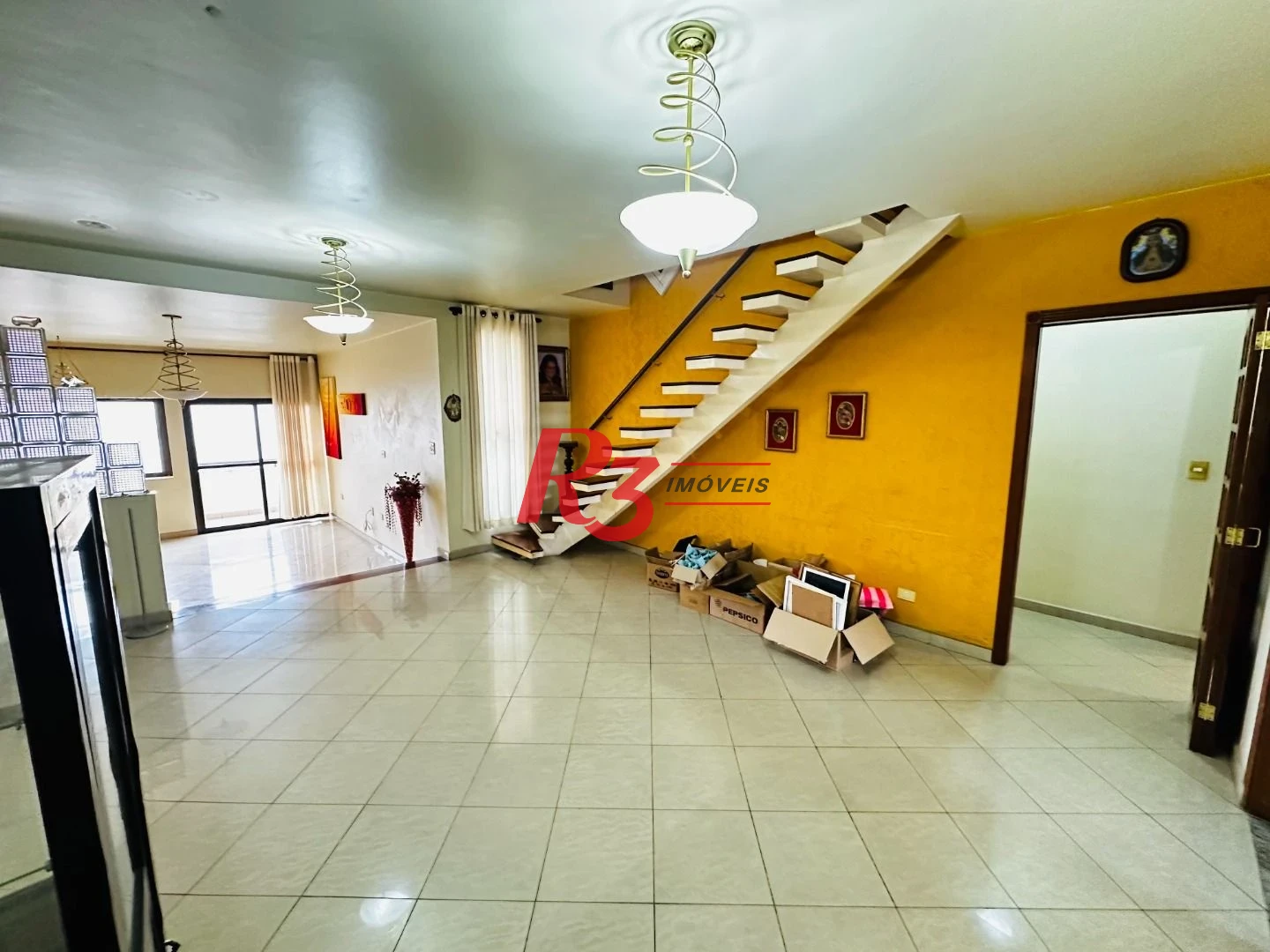 Cobertura com 4 dormitórios à venda, 332 m² por R$ 3.000.000,00 - Gonzaga - Santos/SP