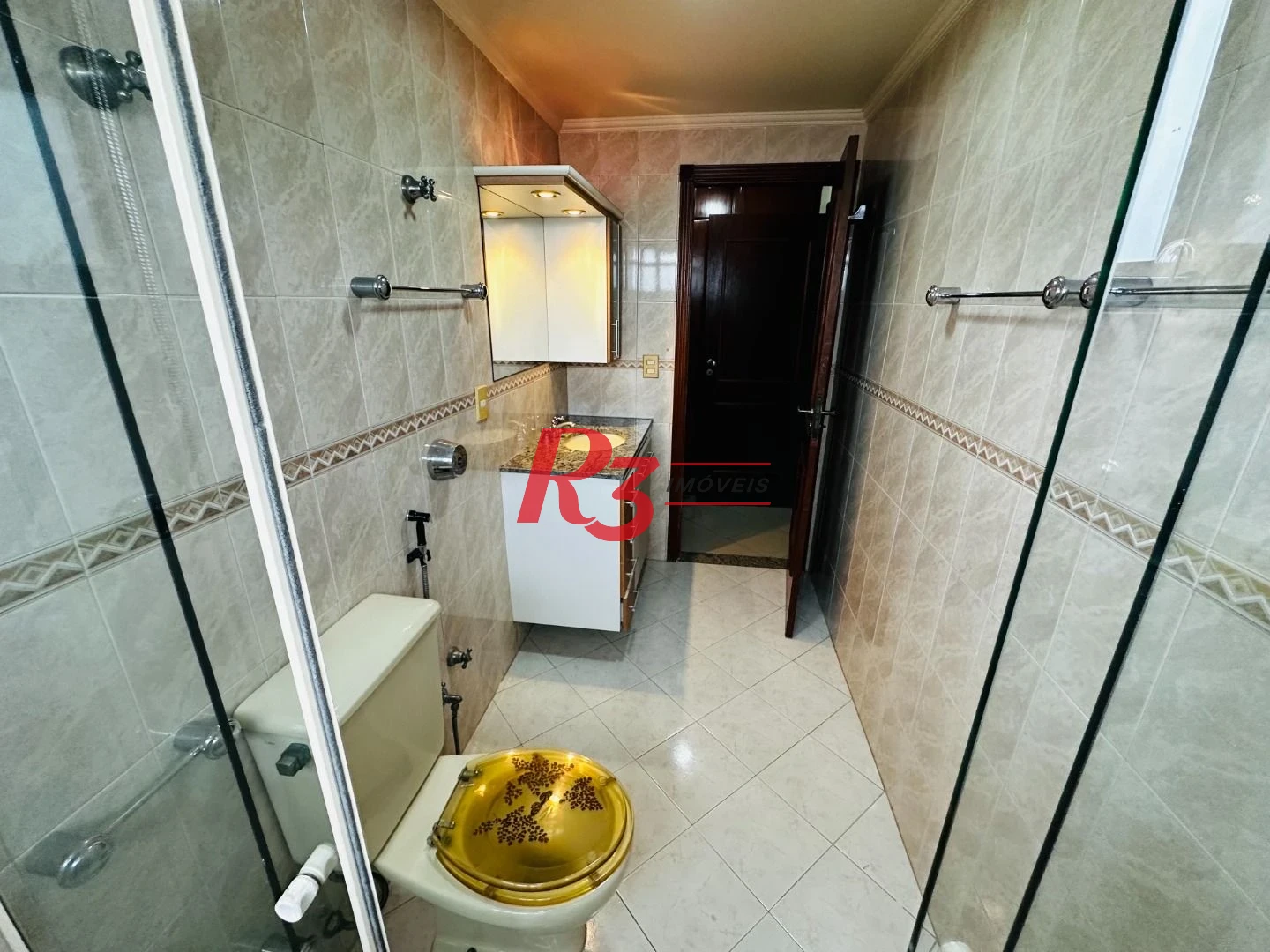 Cobertura com 4 dormitórios à venda, 332 m² por R$ 3.000.000,00 - Gonzaga - Santos/SP