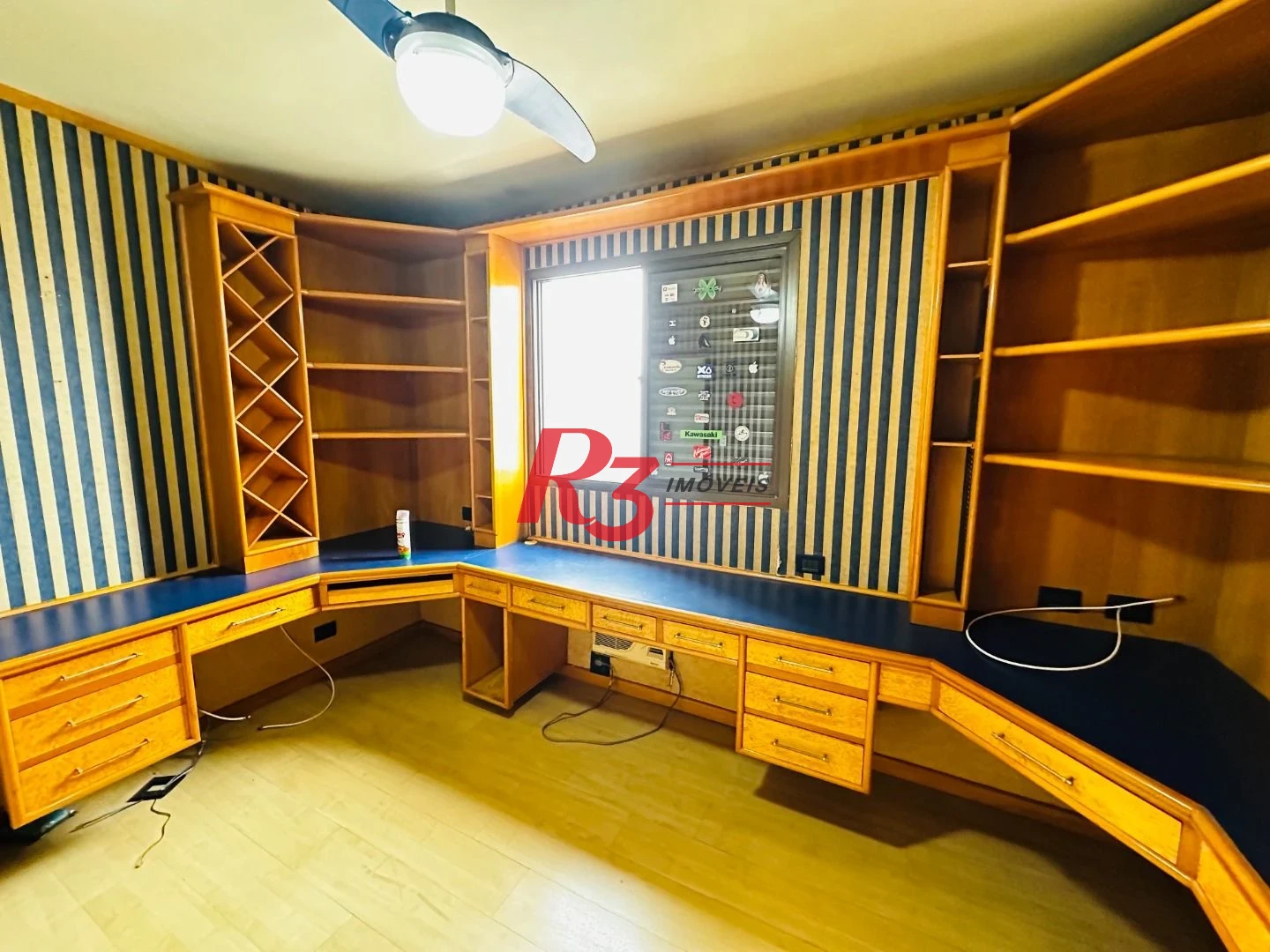 Cobertura com 4 dormitórios à venda, 332 m² por R$ 3.000.000,00 - Gonzaga - Santos/SP