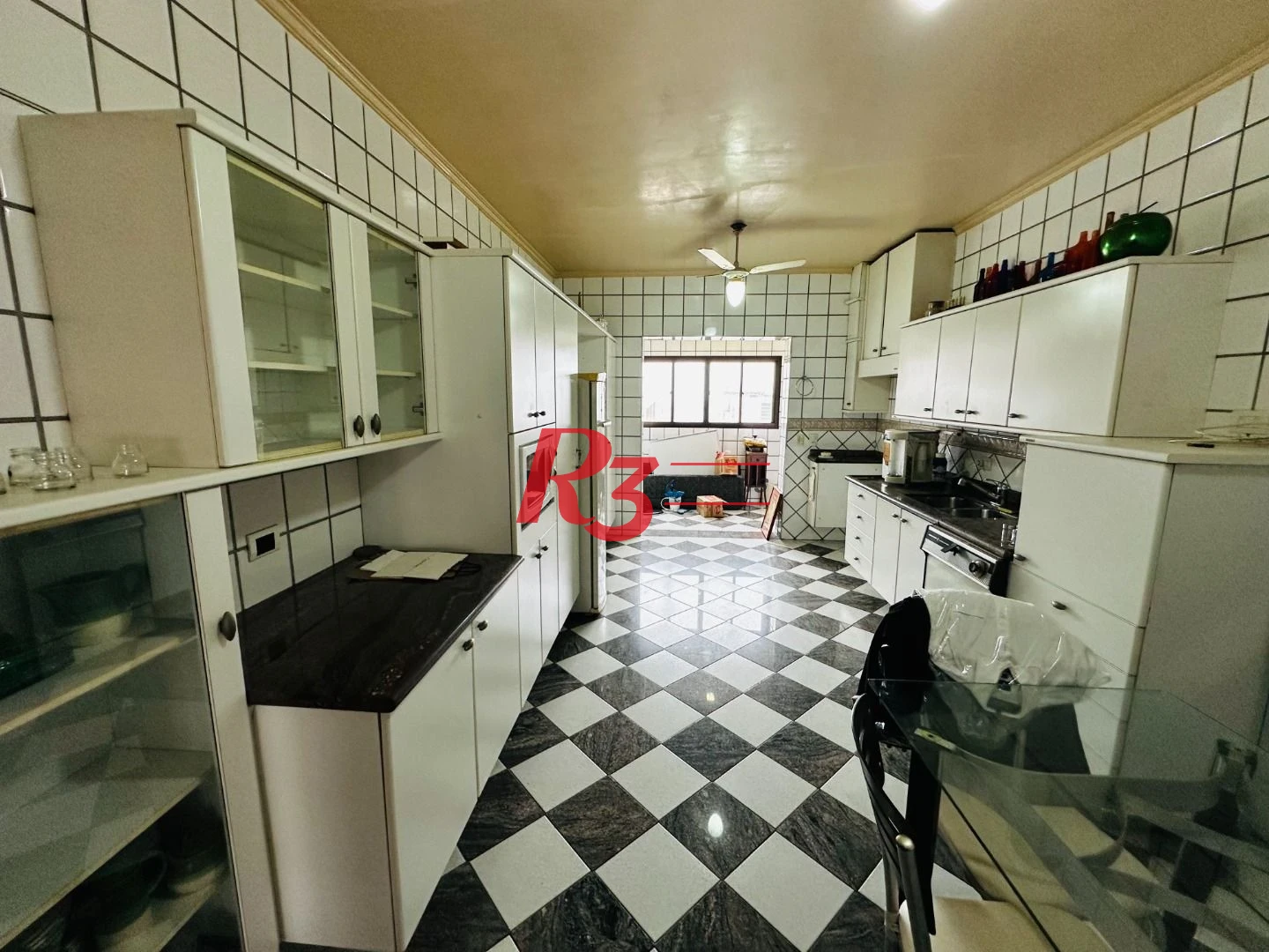 Cobertura com 4 dormitórios à venda, 332 m² por R$ 3.000.000,00 - Gonzaga - Santos/SP