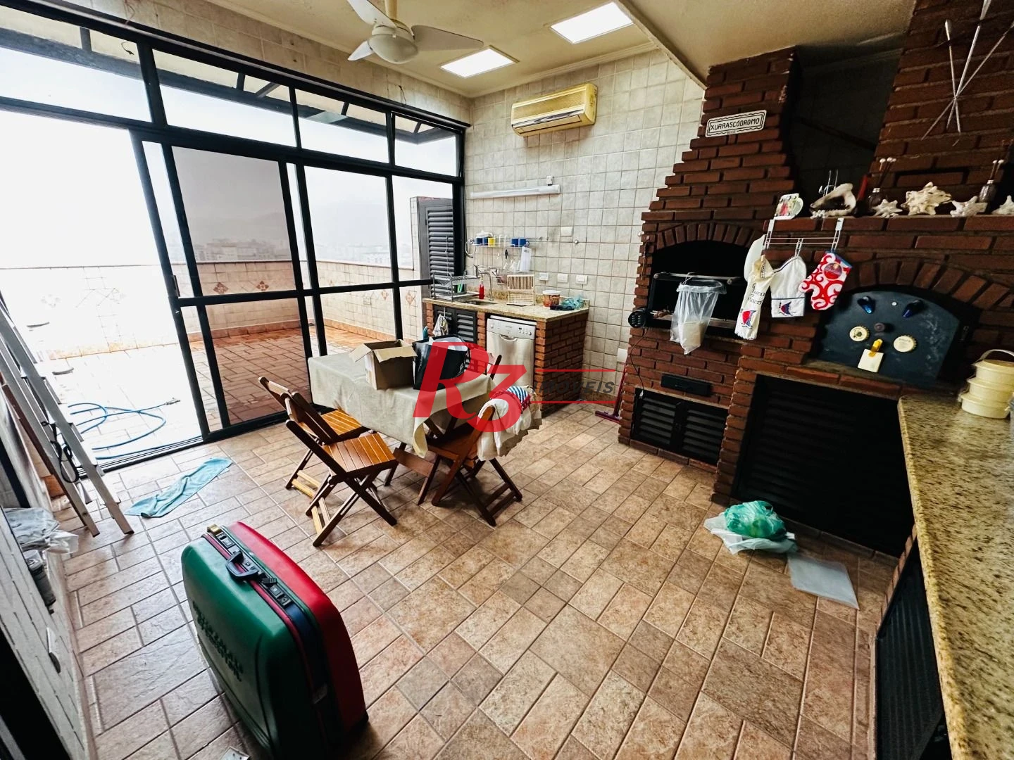 Cobertura com 4 dormitórios à venda, 332 m² por R$ 3.000.000,00 - Gonzaga - Santos/SP