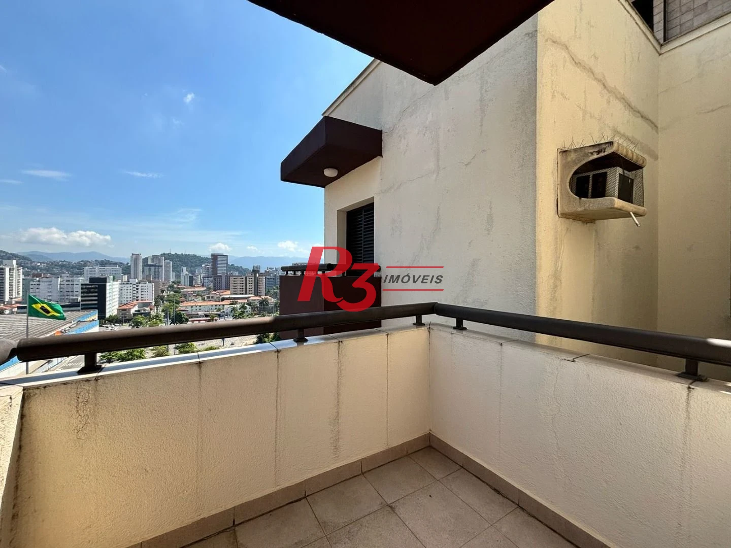 Excelente Cobertura Duplex com 4 quartos, 2 suítes, 2 vagas, bairro Gonzaga!!!