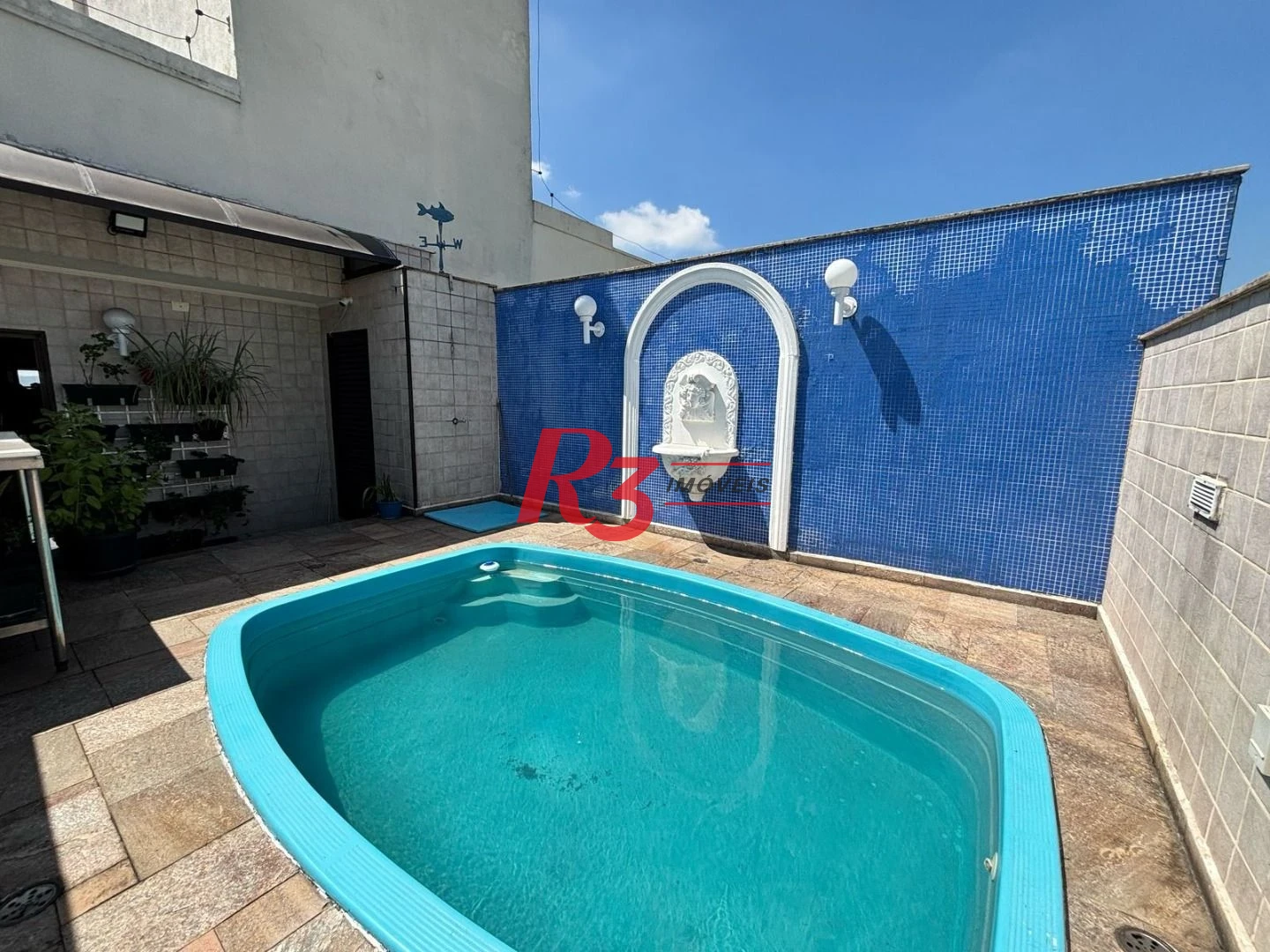 Excelente Cobertura Duplex com 4 quartos, 2 suítes, 2 vagas, bairro Gonzaga!!!