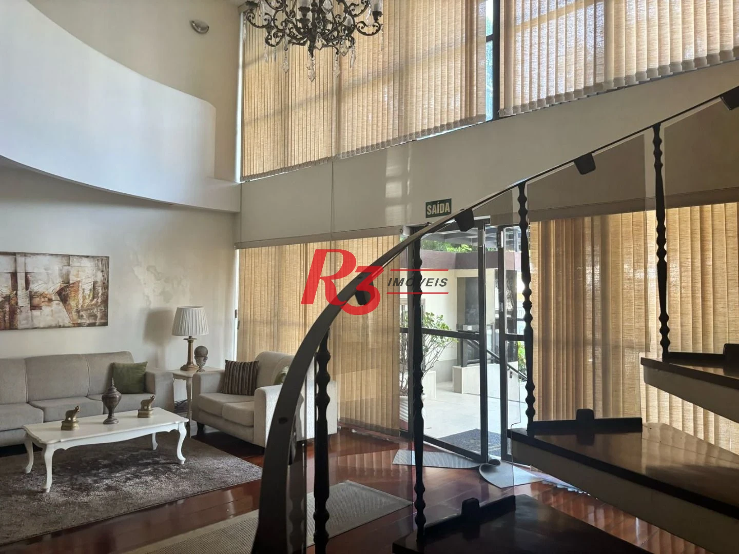 Excelente Cobertura Duplex com 4 quartos, 2 suítes, 2 vagas, bairro Gonzaga!!!