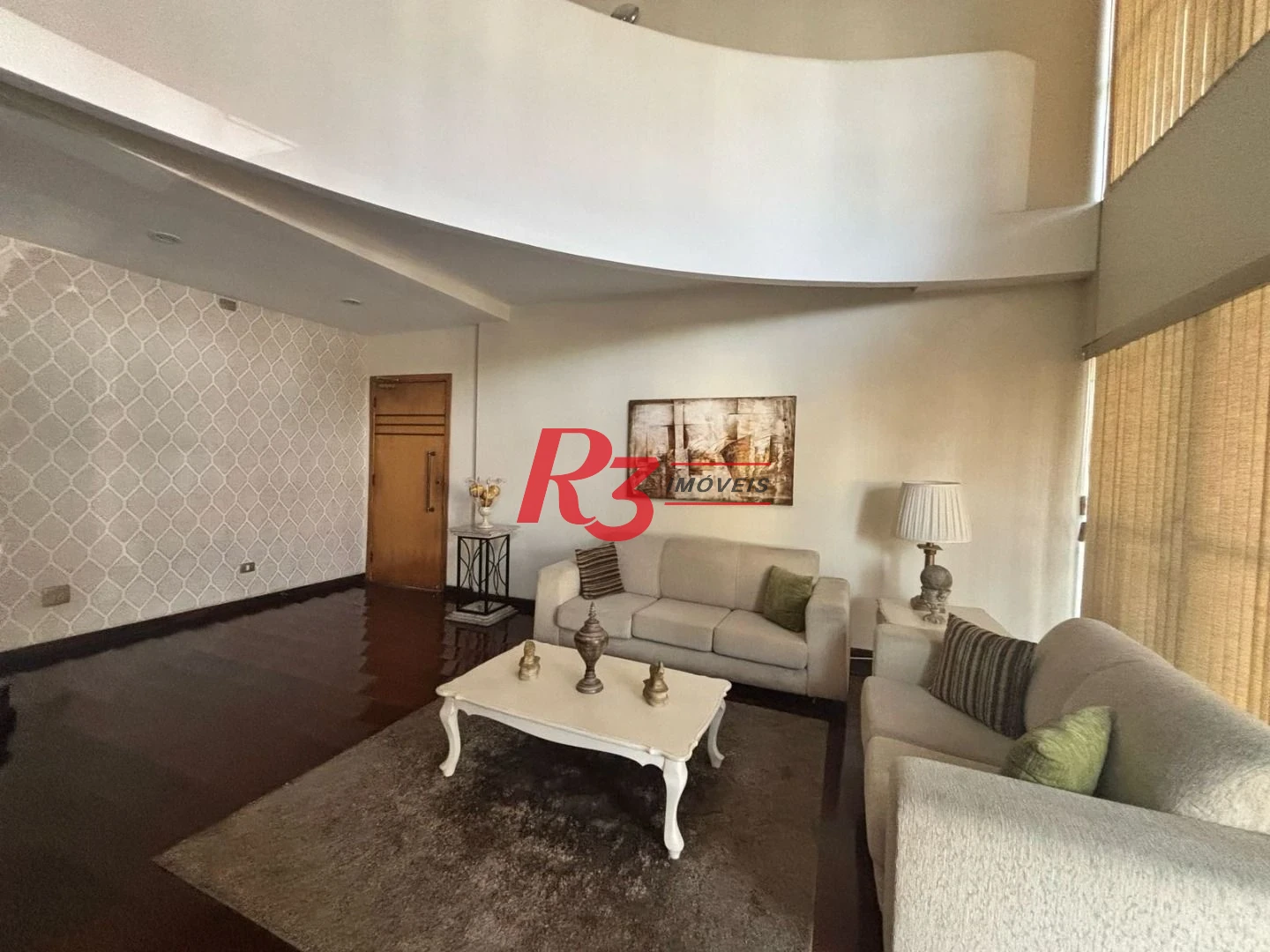 Excelente Cobertura Duplex com 4 quartos, 2 suítes, 2 vagas, bairro Gonzaga!!!