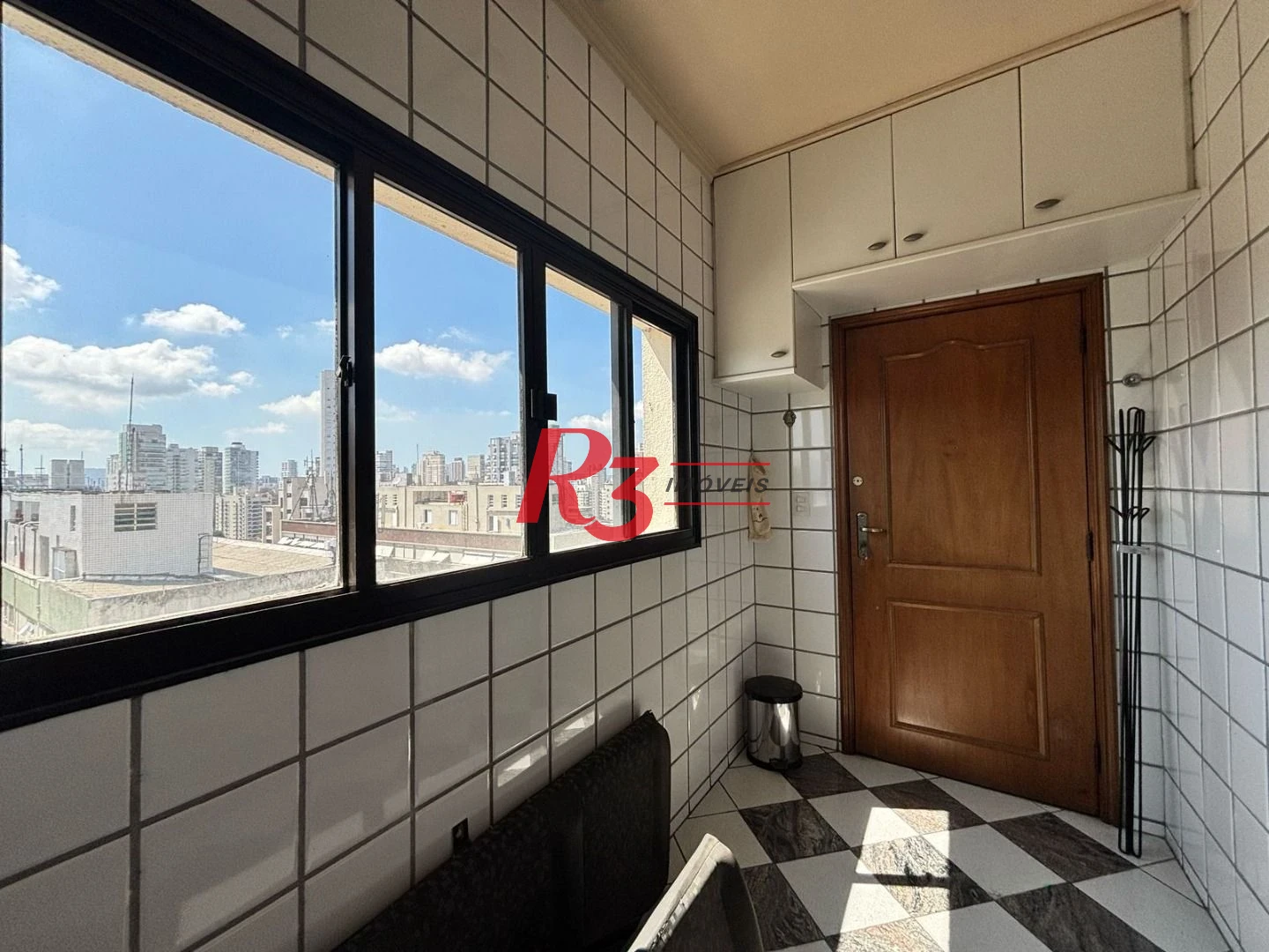Excelente Cobertura Duplex com 4 quartos, 2 suítes, 2 vagas, bairro Gonzaga!!!