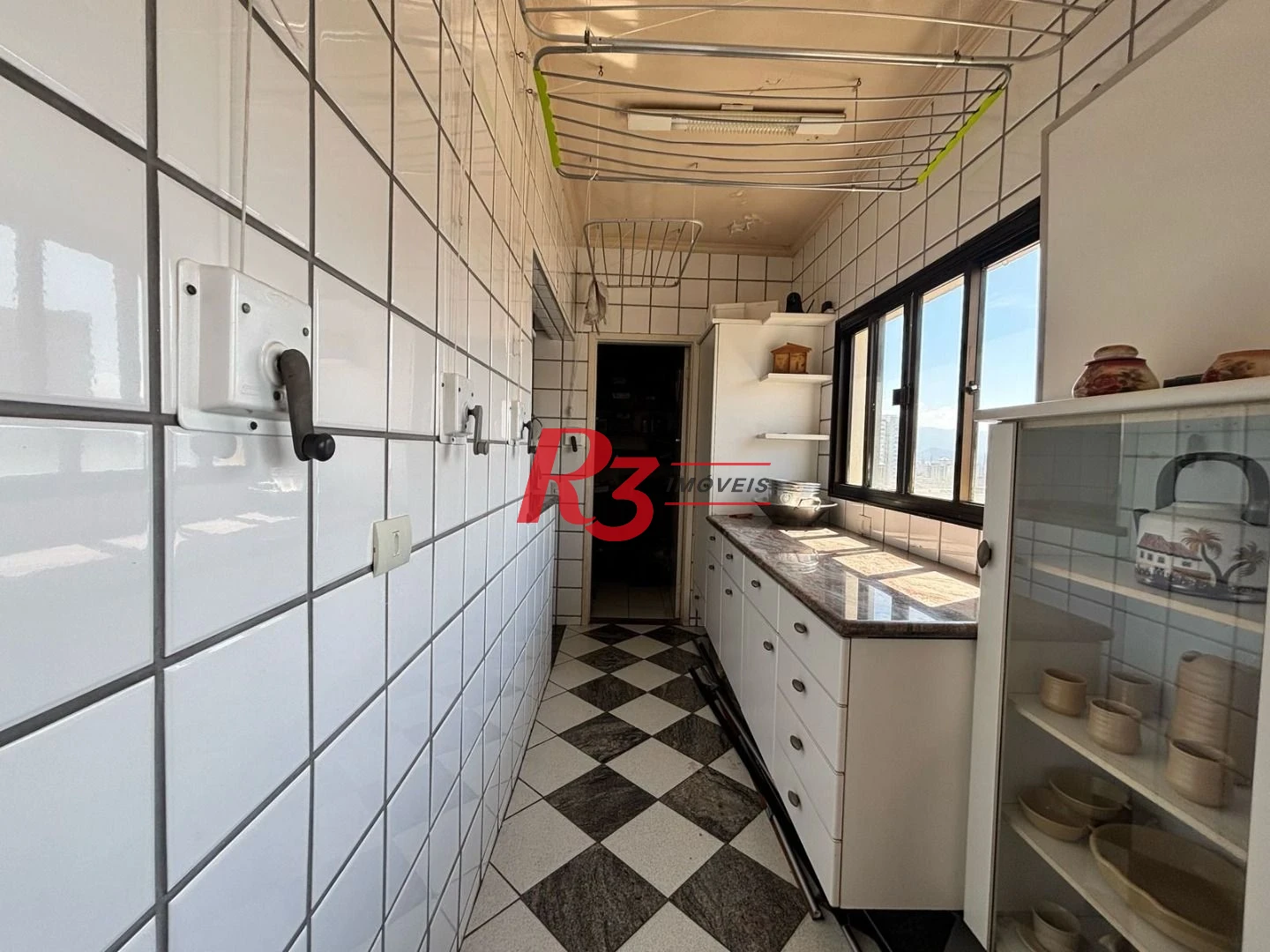 Excelente Cobertura Duplex com 4 quartos, 2 suítes, 2 vagas, bairro Gonzaga!!!