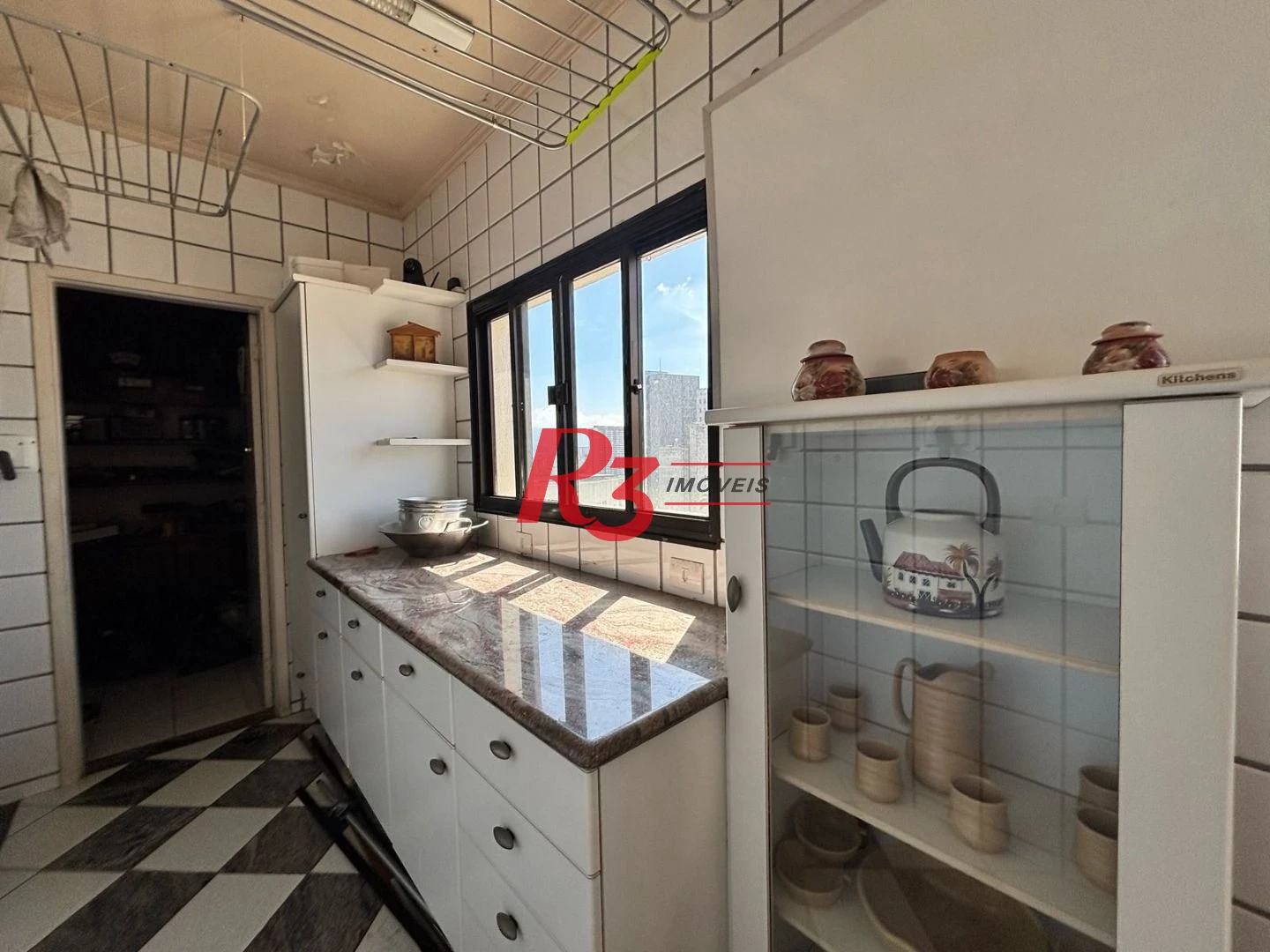 Excelente Cobertura Duplex com 4 quartos, 2 suítes, 2 vagas, bairro Gonzaga!!!