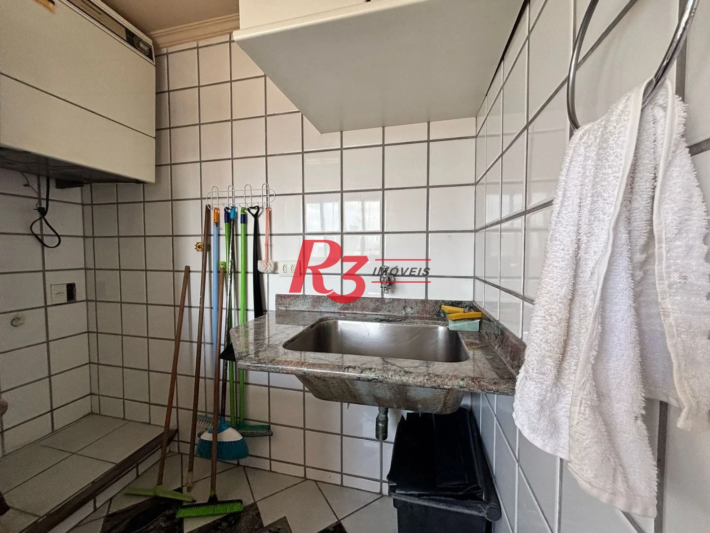 Excelente Cobertura Duplex com 4 quartos, 2 suítes, 2 vagas, bairro Gonzaga!!!