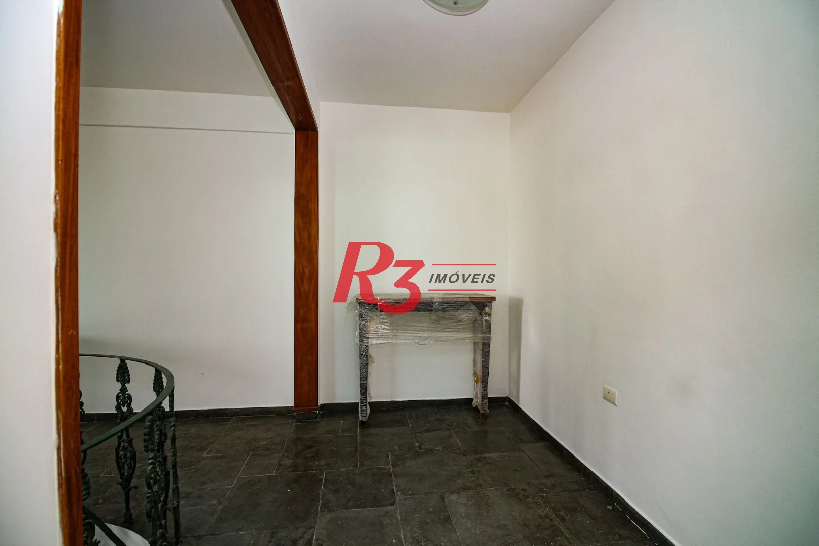 Cobertura com 3 dormitórios à venda, 246 m² por R$ 1.400.000,00 - Ponta da Praia - Santos/SP