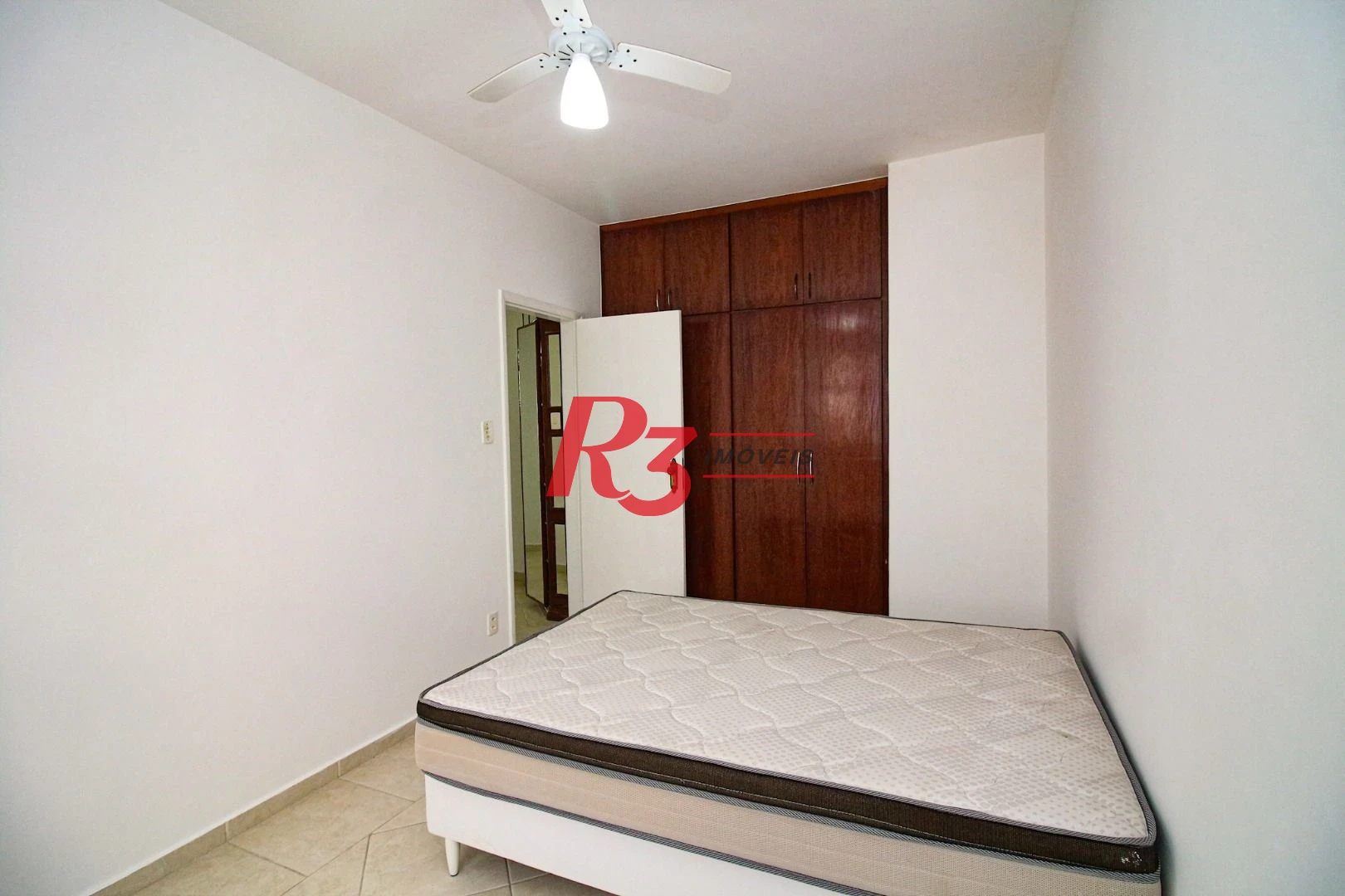 Cobertura com 3 dormitórios à venda, 246 m² por R$ 1.400.000,00 - Ponta da Praia - Santos/SP