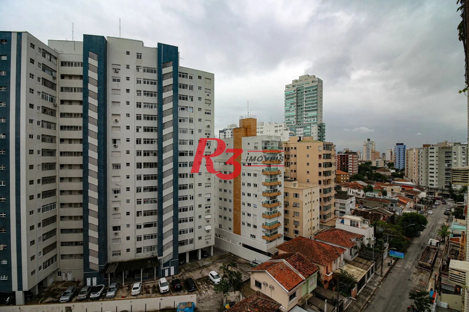 Cobertura com 3 dormitórios à venda, 246 m² por R$ 1.400.000,00 - Ponta da Praia - Santos/SP