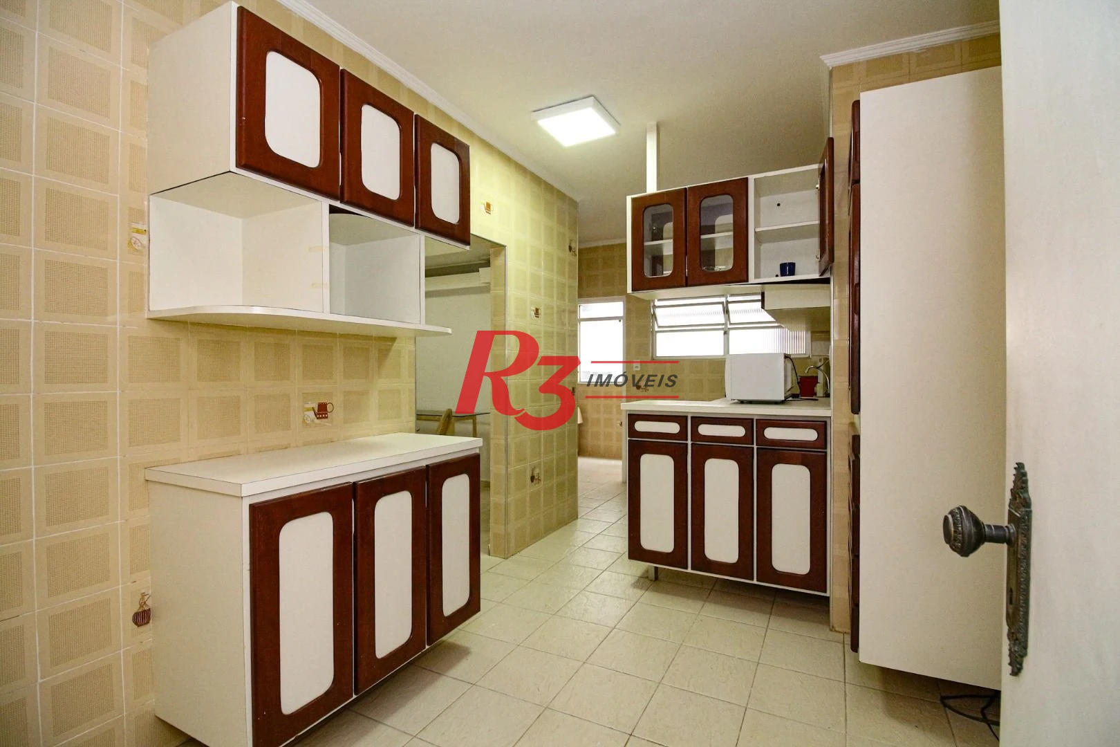 Cobertura com 3 dormitórios à venda, 246 m² por R$ 1.400.000,00 - Ponta da Praia - Santos/SP