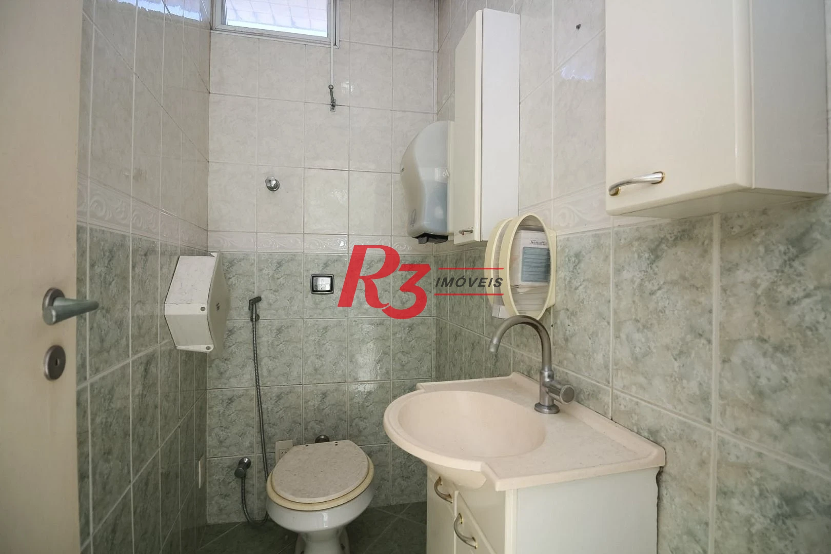 Sala à venda, 78 m² por R$ 268.000,00 - Centro - Santos/SP