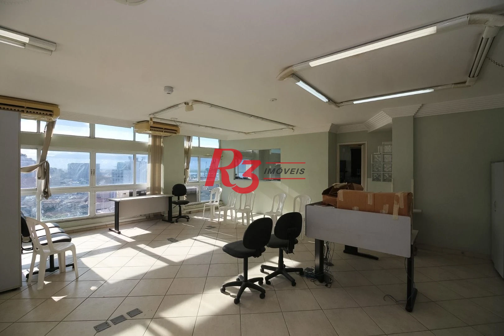Sala à venda, 78 m² por R$ 268.000,00 - Centro - Santos/SP