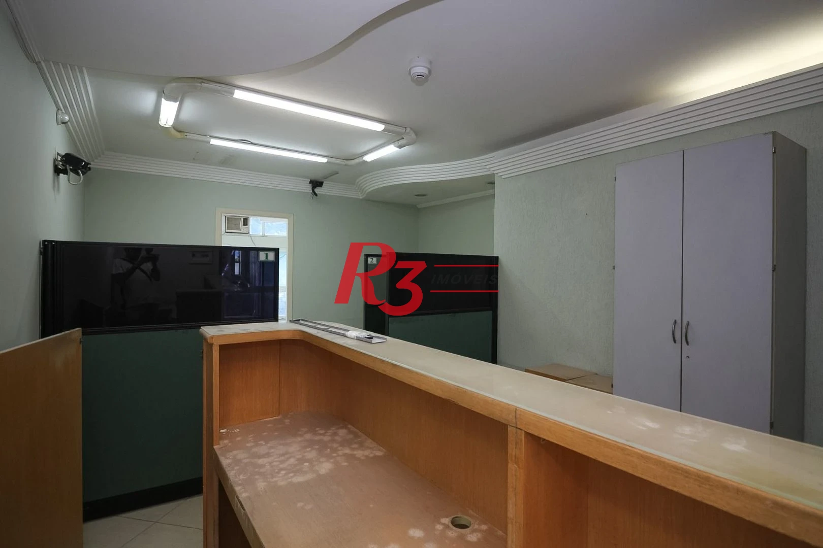 Sala à venda, 63 m² por R$ 250.000,00 - Centro - Santos/SP
