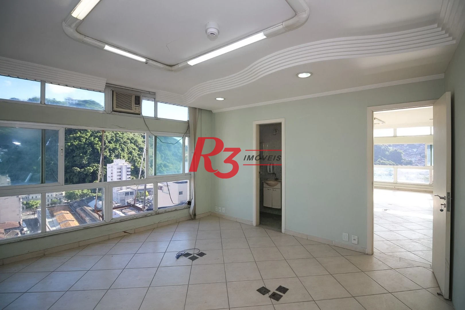Sala à venda, 63 m² por R$ 250.000,00 - Centro - Santos/SP