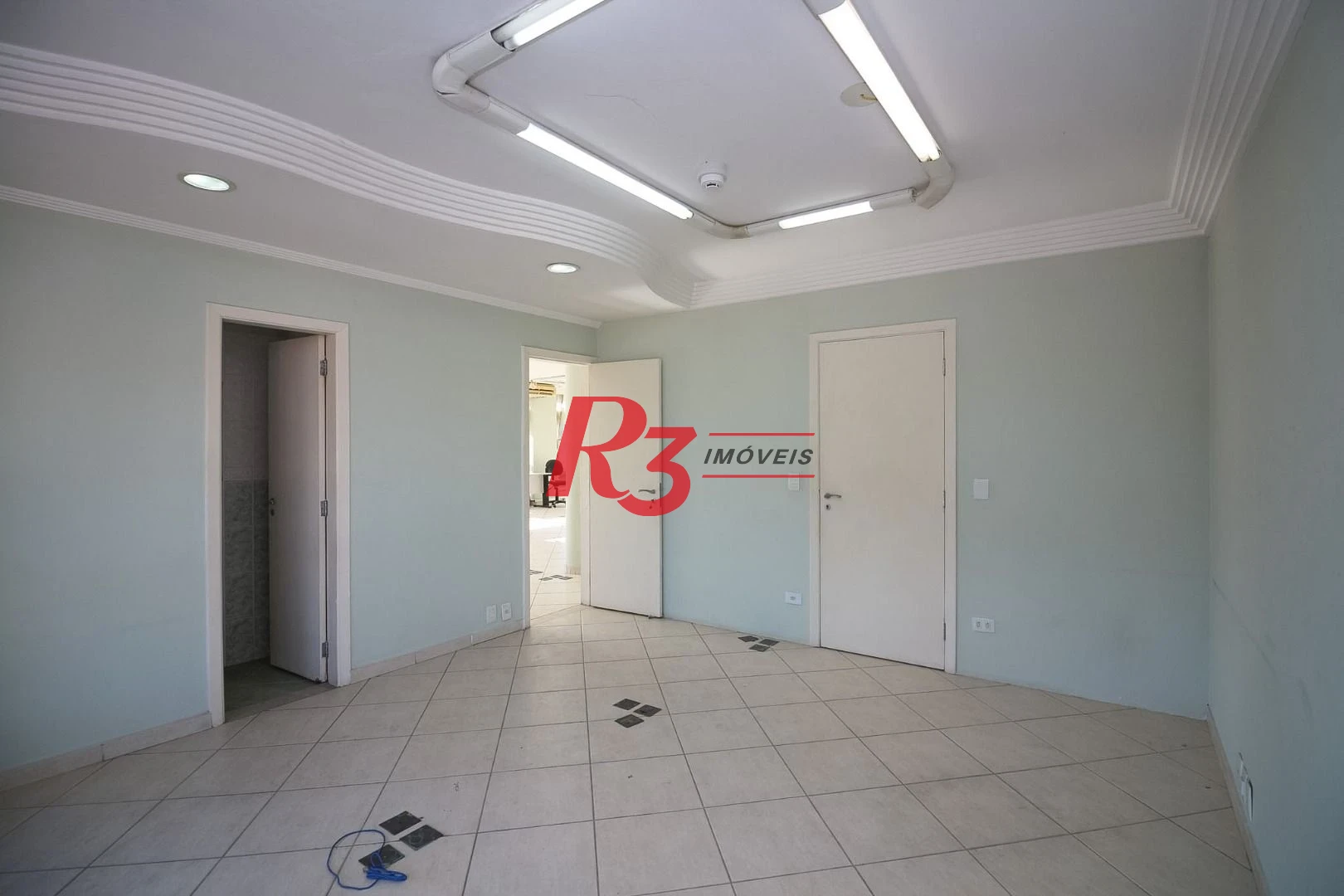 Sala à venda, 63 m² por R$ 250.000,00 - Centro - Santos/SP