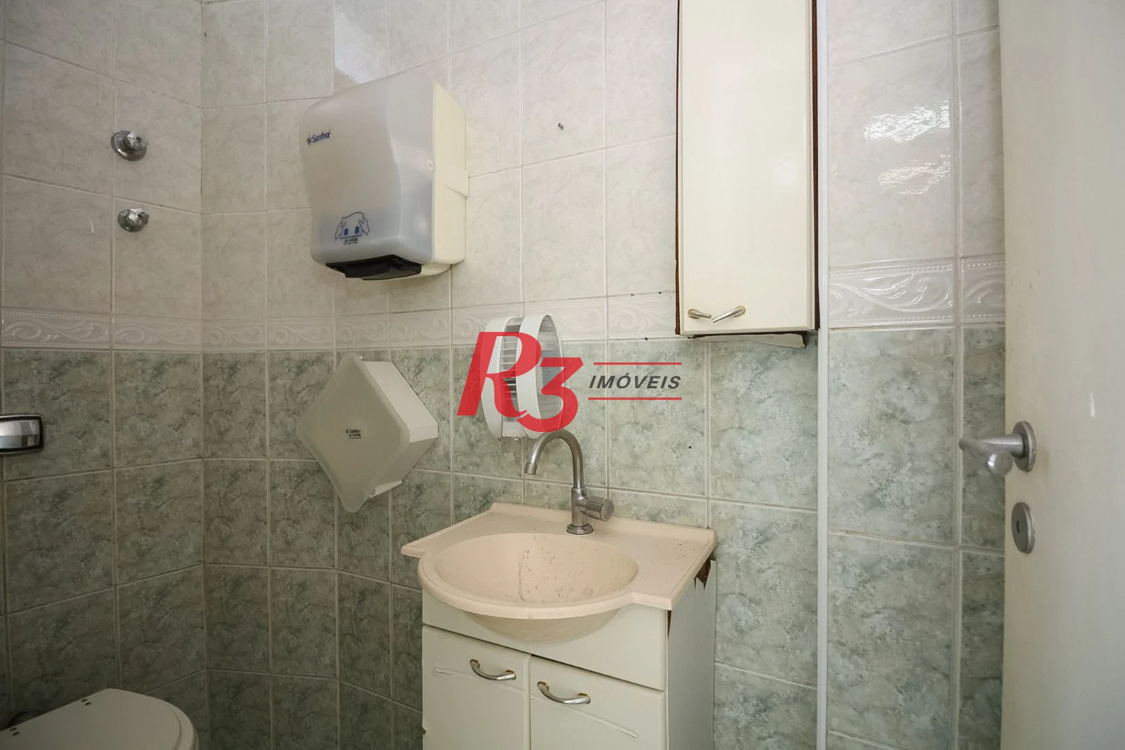 Sala à venda, 63 m² por R$ 250.000,00 - Centro - Santos/SP