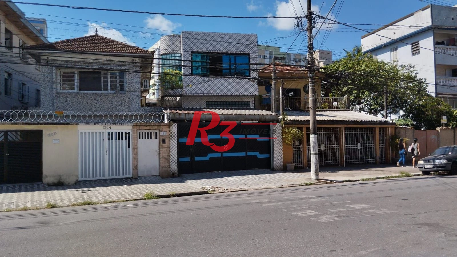 Excelente prédio para fins residenciais ou comerciais.
