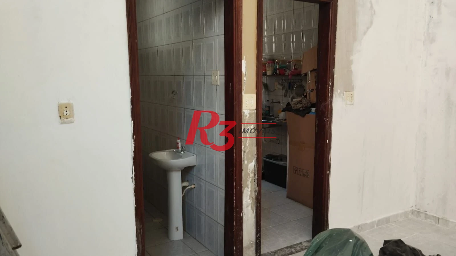 Excelente prédio para fins residenciais ou comerciais.