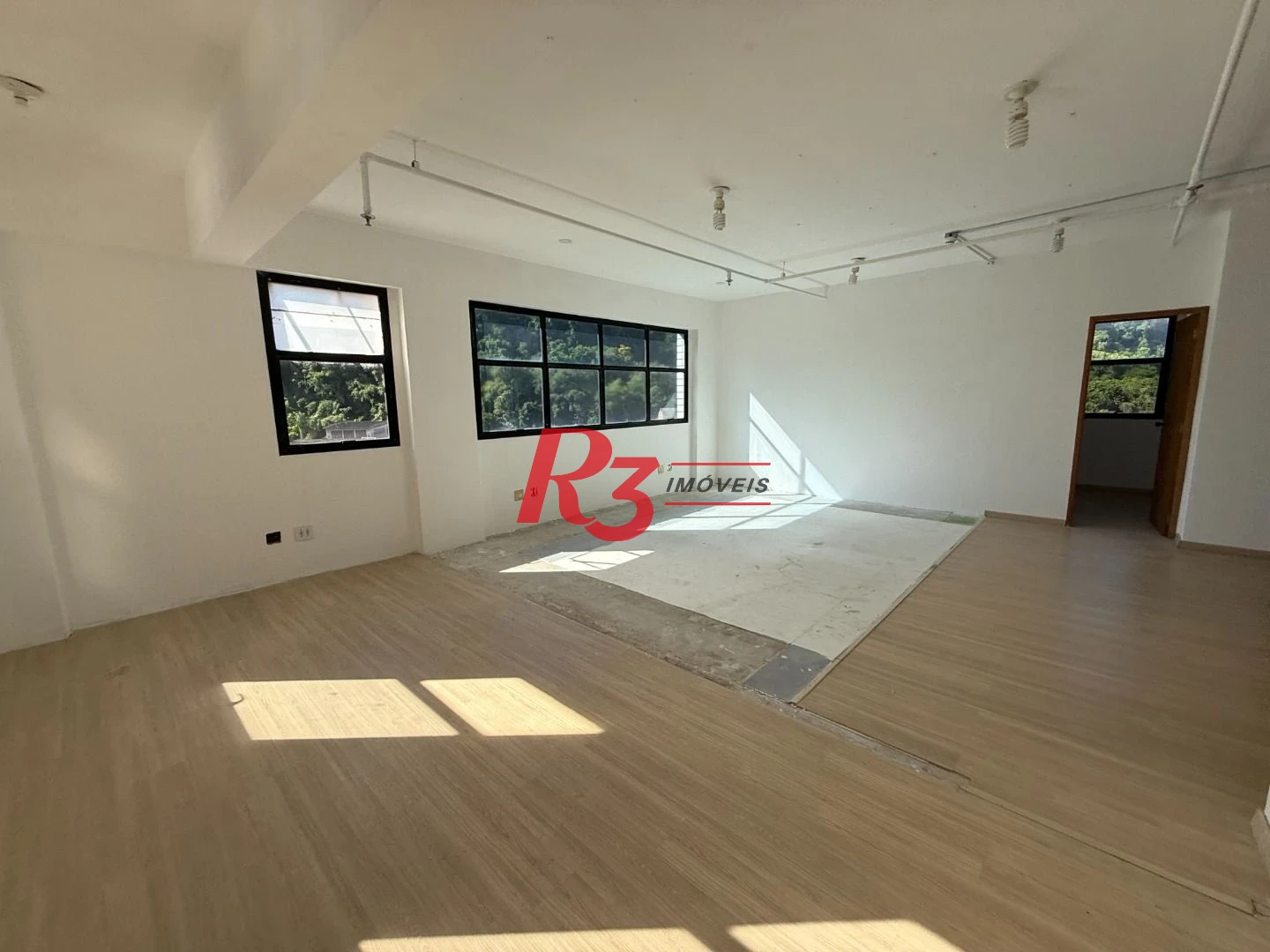 Sala à venda, 83 m² por R$ 350.000,00 - Marapé - Santos/SP