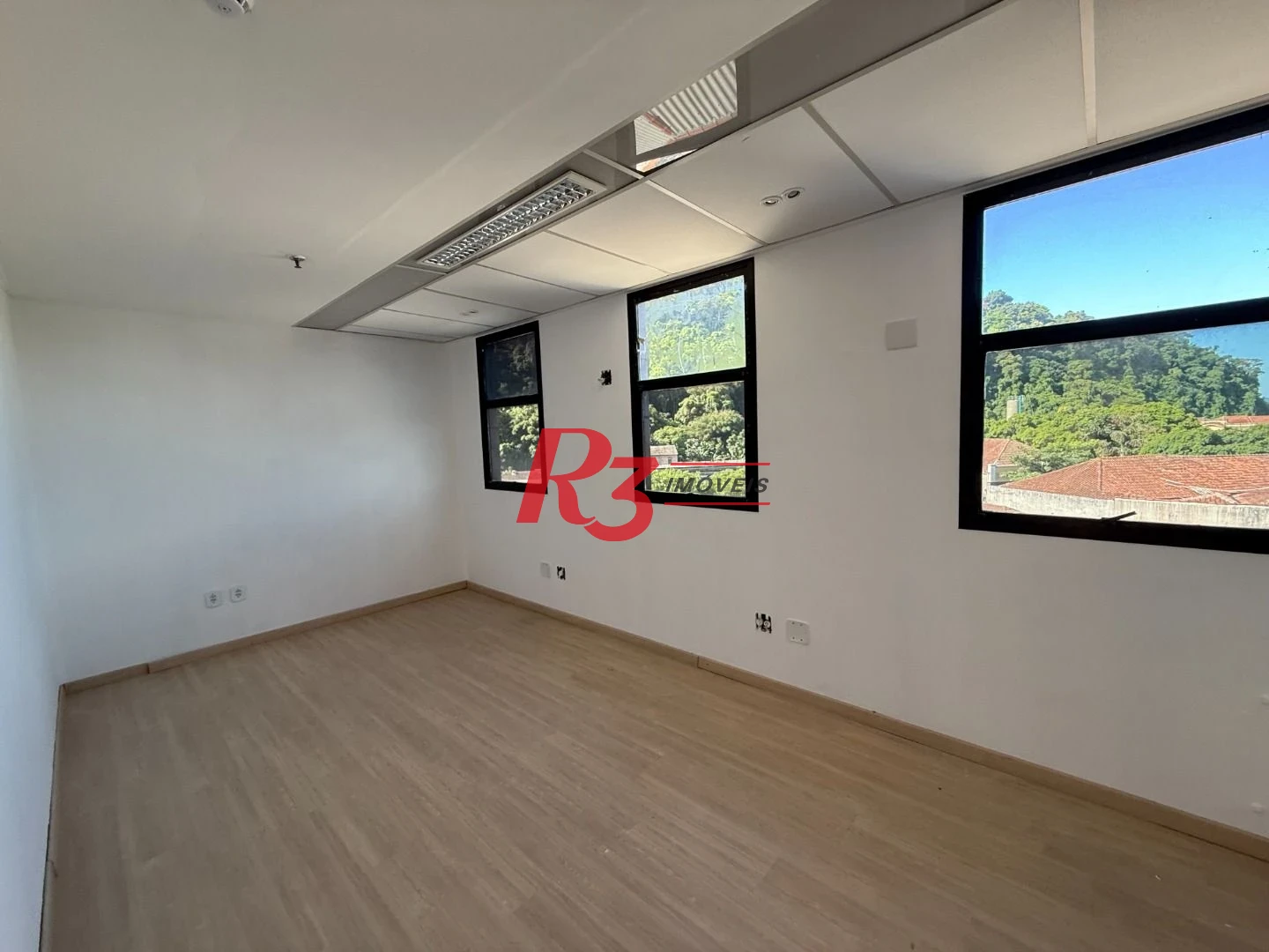 Sala à venda, 83 m² por R$ 350.000,00 - Marapé - Santos/SP