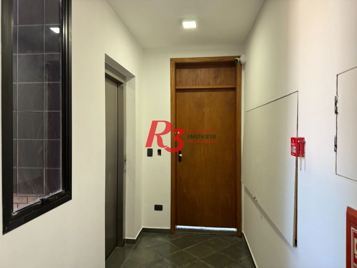 Sala à venda, 83 m² por R$ 350.000,00 - Marapé - Santos/SP