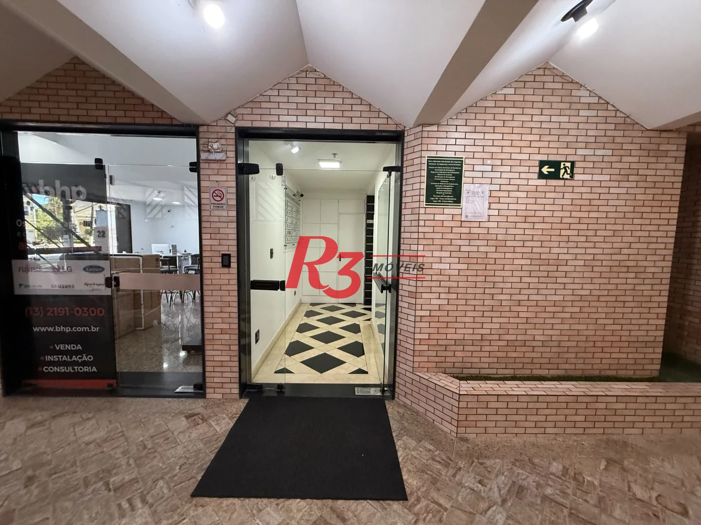 Sala à venda, 83 m² por R$ 350.000,00 - Marapé - Santos/SP